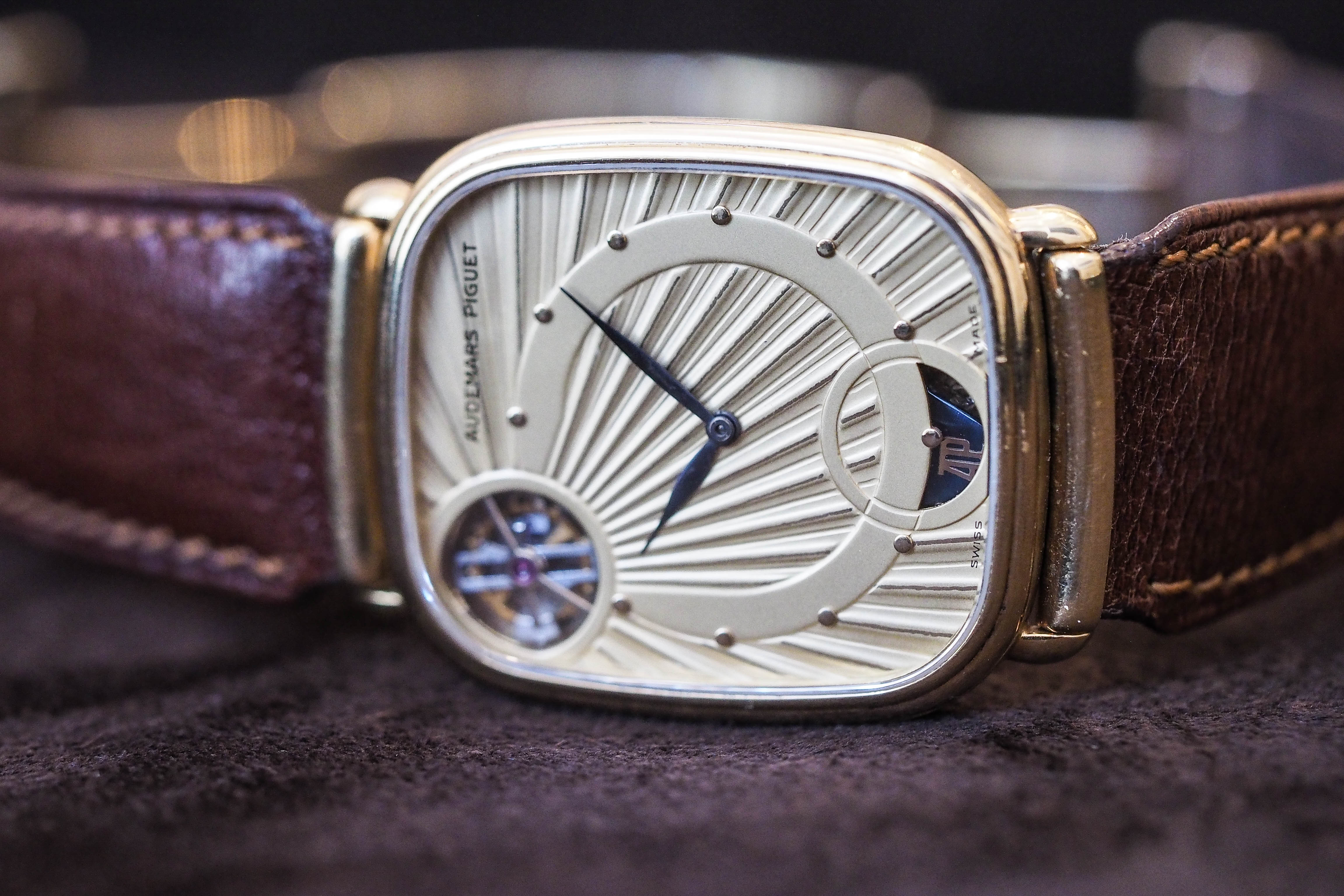 Historical Perspectives: Audemars Piguet And The Ultra Thin Automatic  Tourbillon Caliber 2870 (AKA The Thinnest Self-Winding Tourbillon Ever) -  Hodinkee