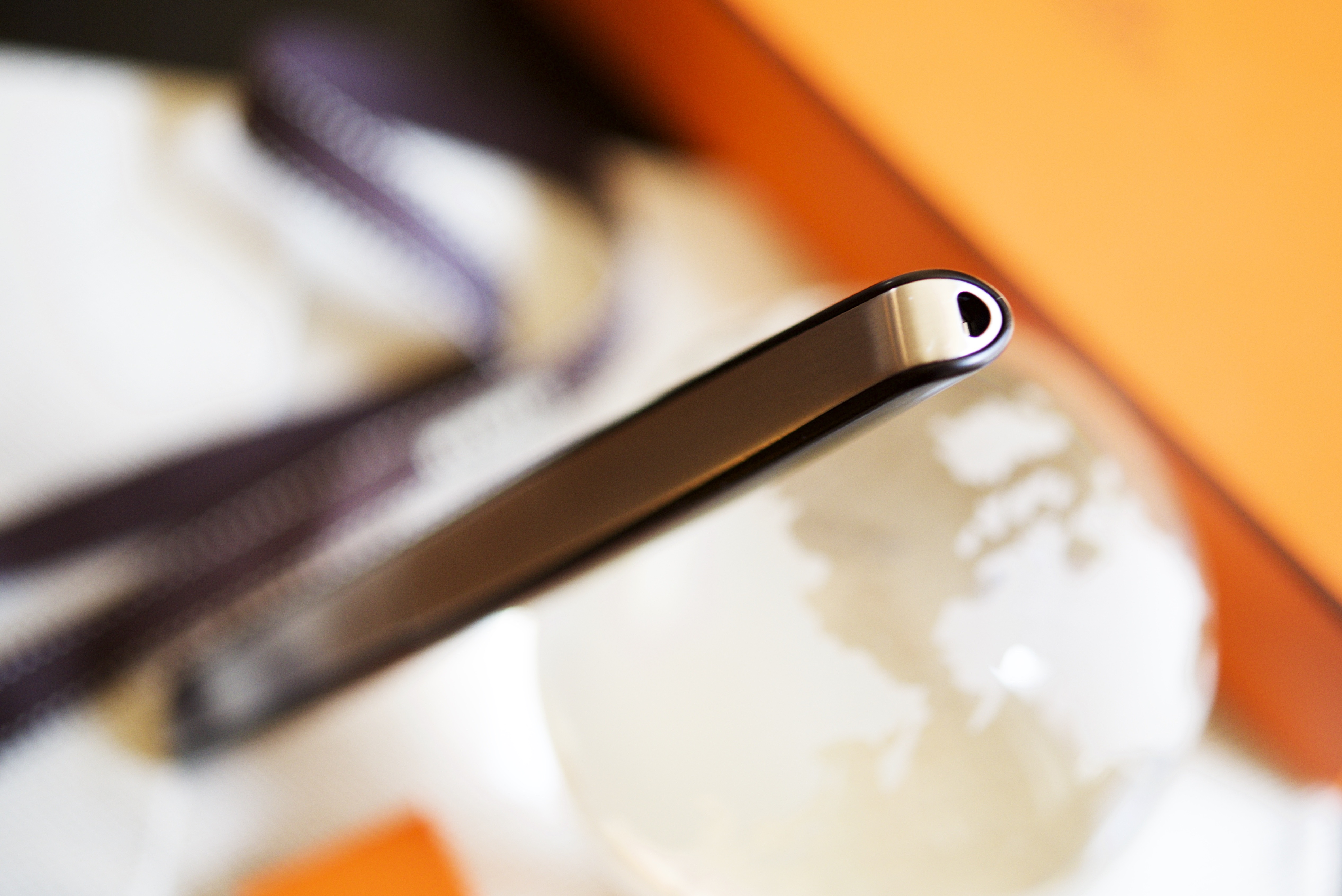 Weekend Report: Pen For Watch Fans: The Hermès Nautilus Pen