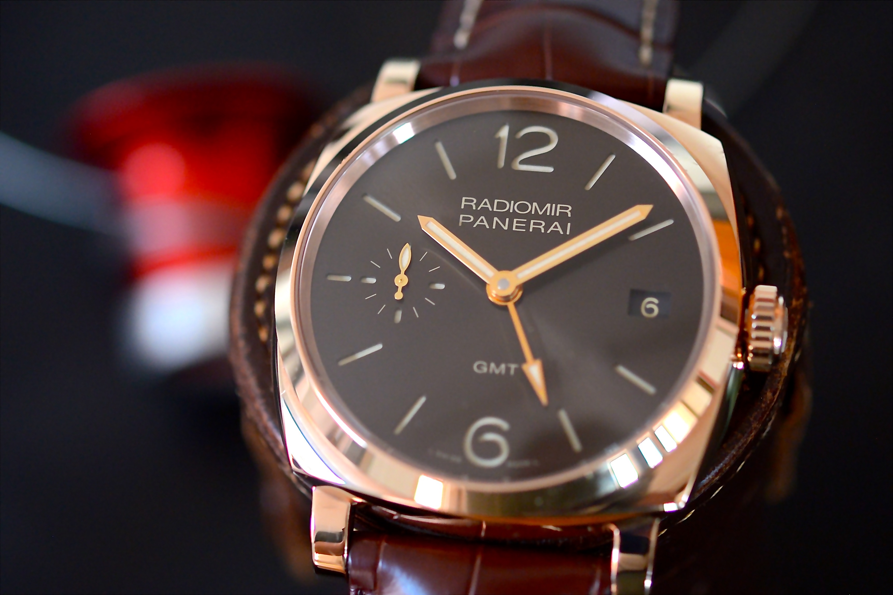 Hands On With The Panerai Radiomir 1940 Three Days GMT Oro Rosso PAM00570 Hodinkee