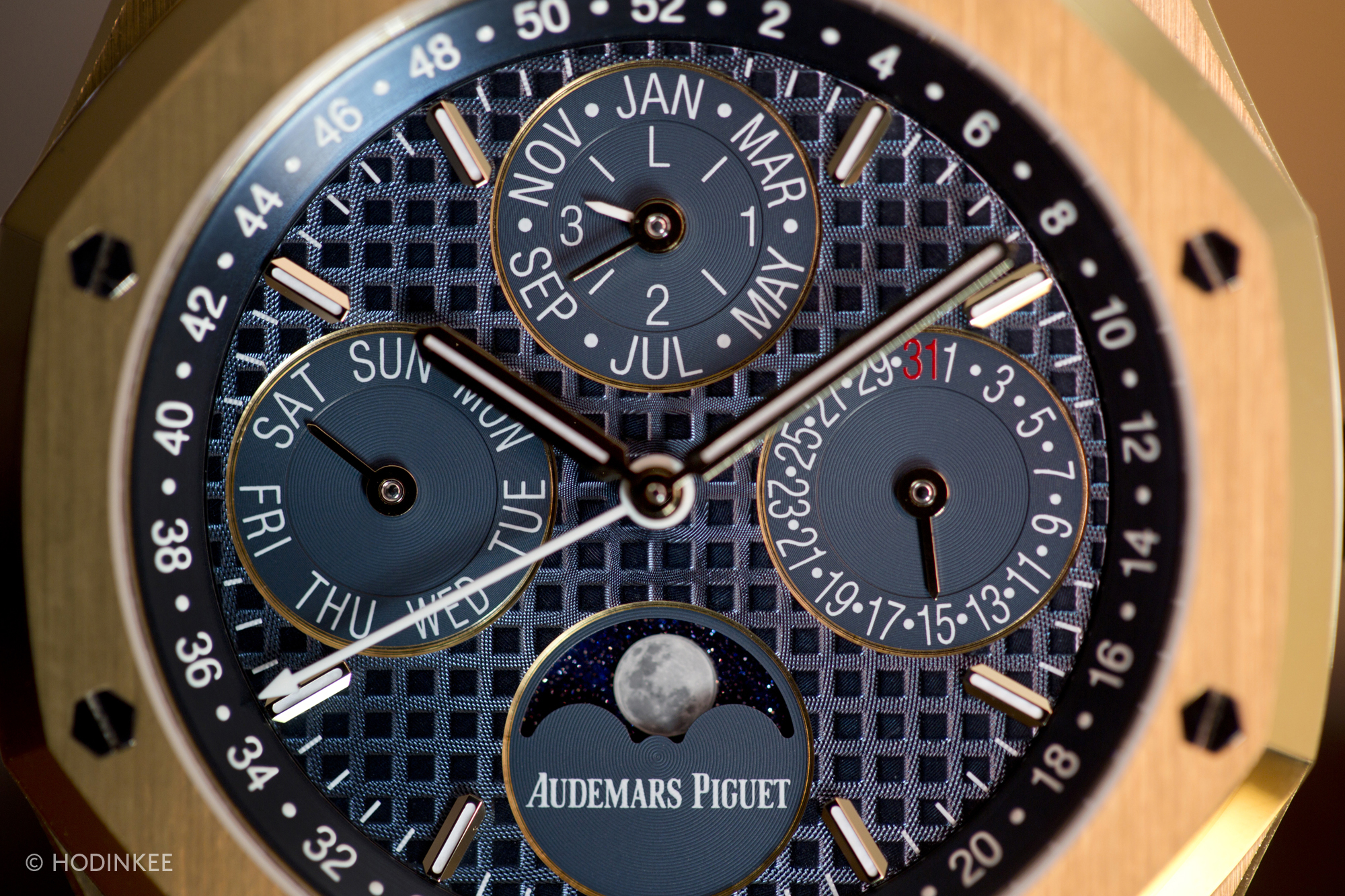 Insider: How to Set the Audemars Piguet Royal Oak Perpetual Calendar ref.  26574 — WATCH COLLECTING LIFESTYLE