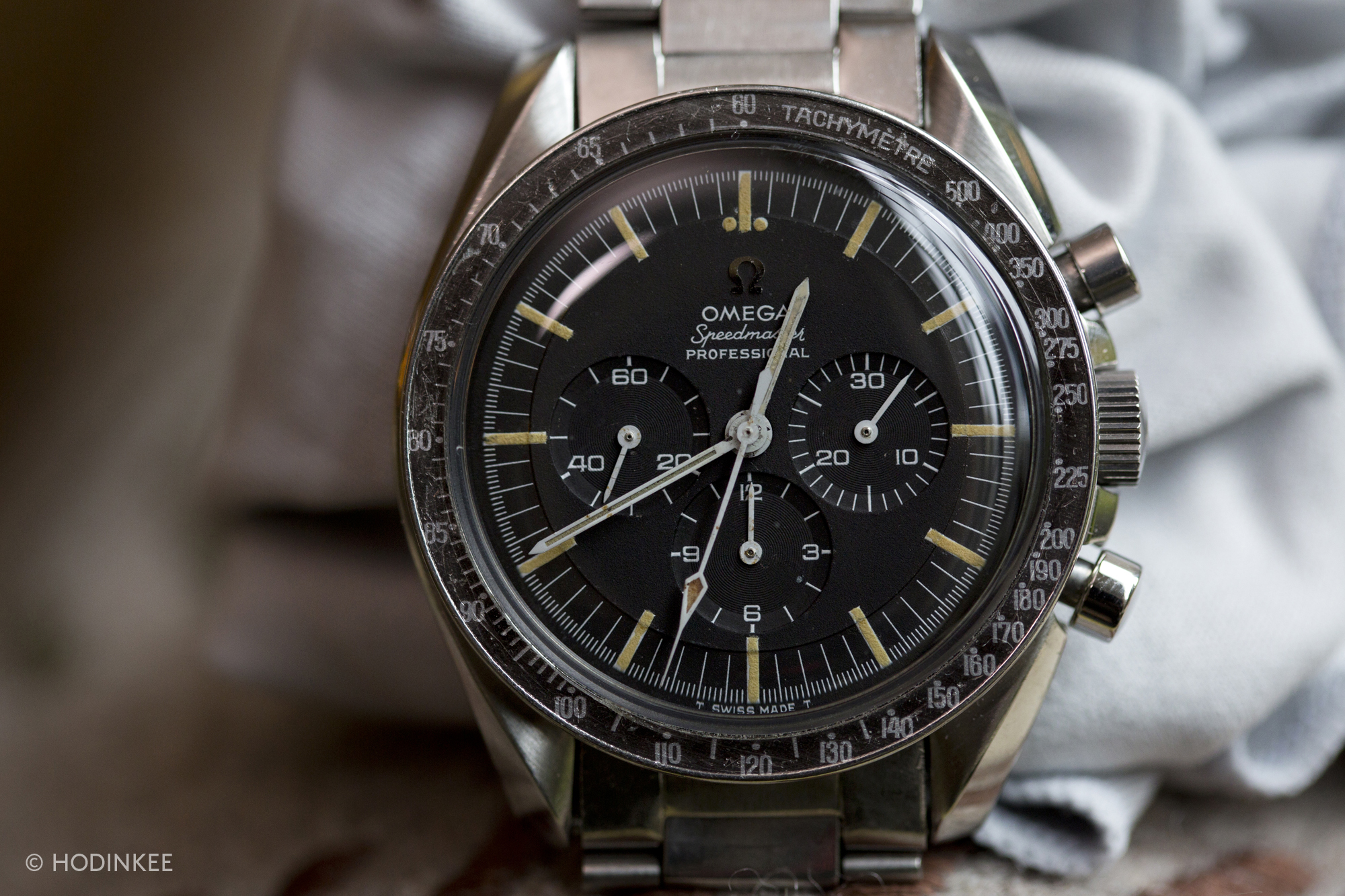 Omega 2025 speedmaster crown