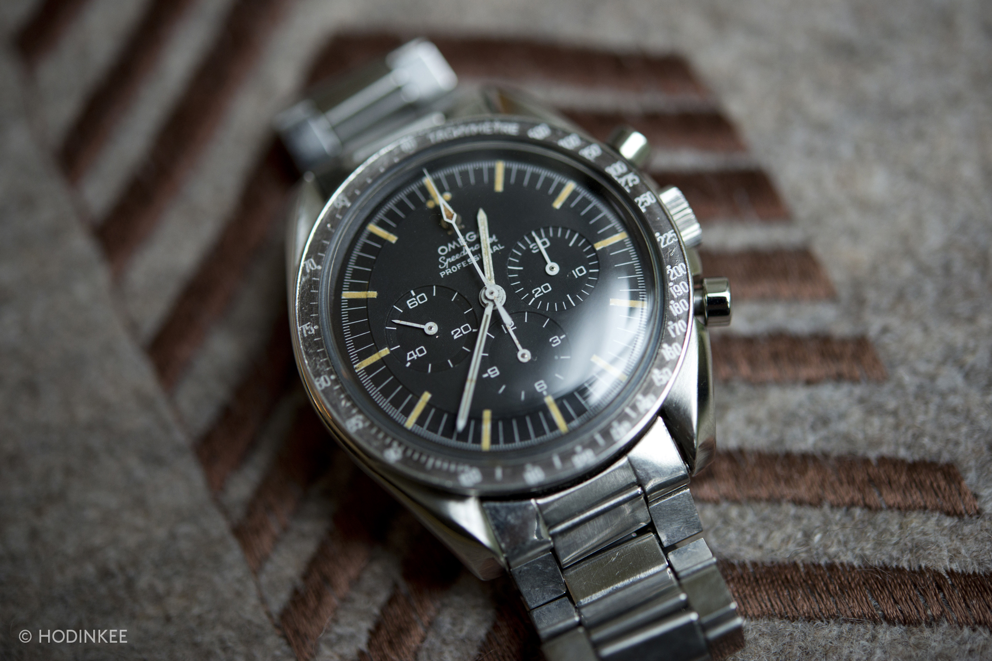 Omega speedmaster hotsell professional hodinkee