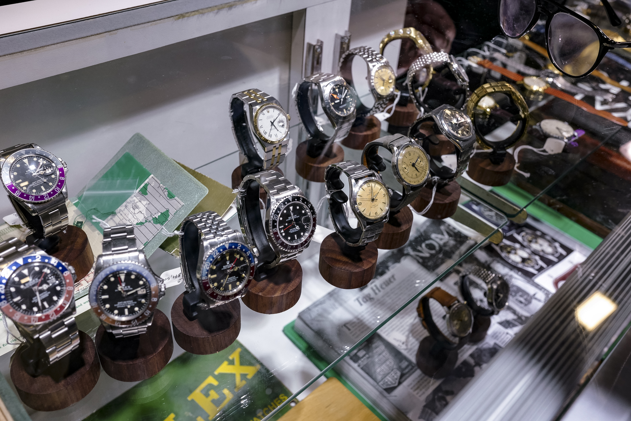 More vintage Rolex.