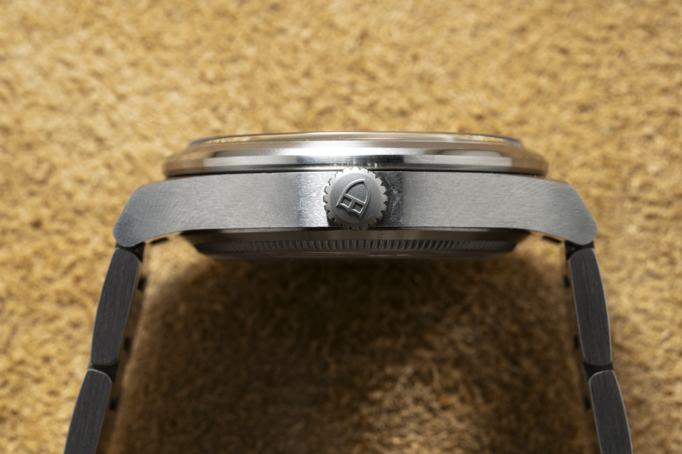 Hands-On: The Tudor Northflag