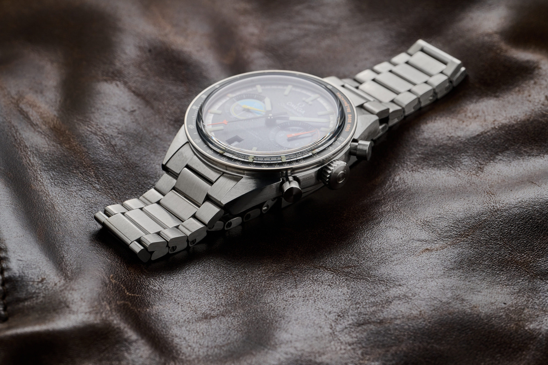 Omega Speedmaster Pilot from the side