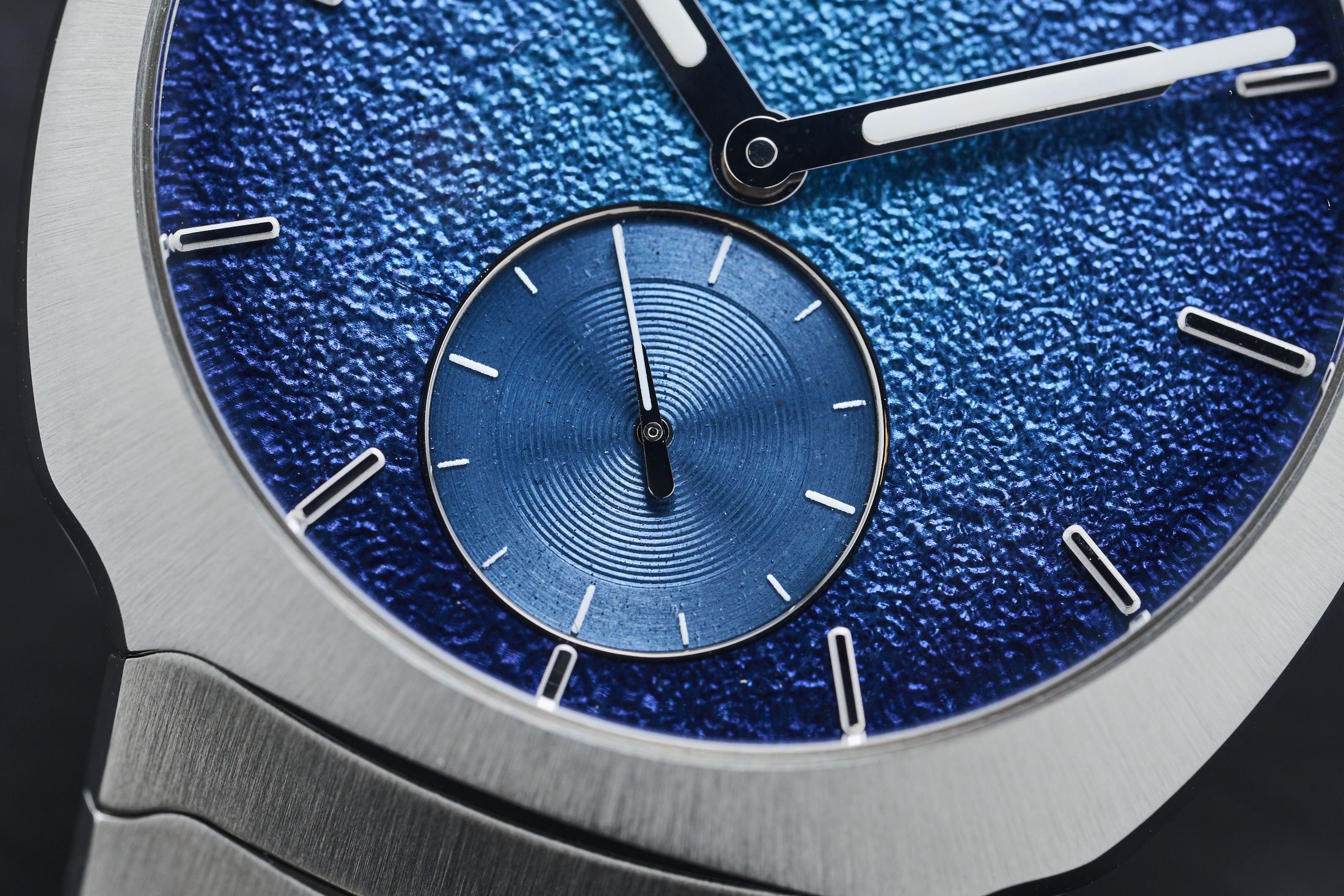 H. Moser Streamliner