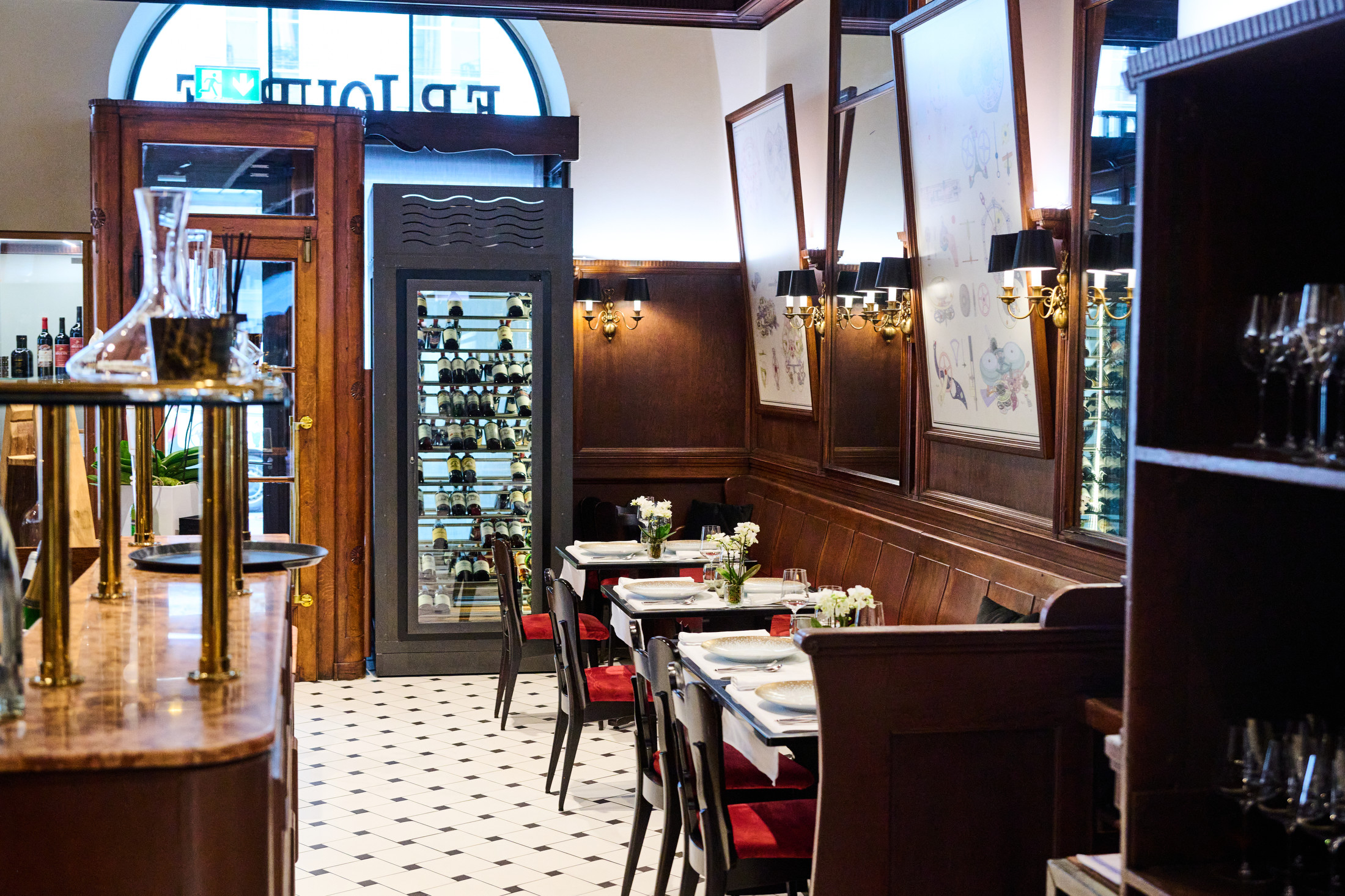 F.P. Journe le Restaurant.