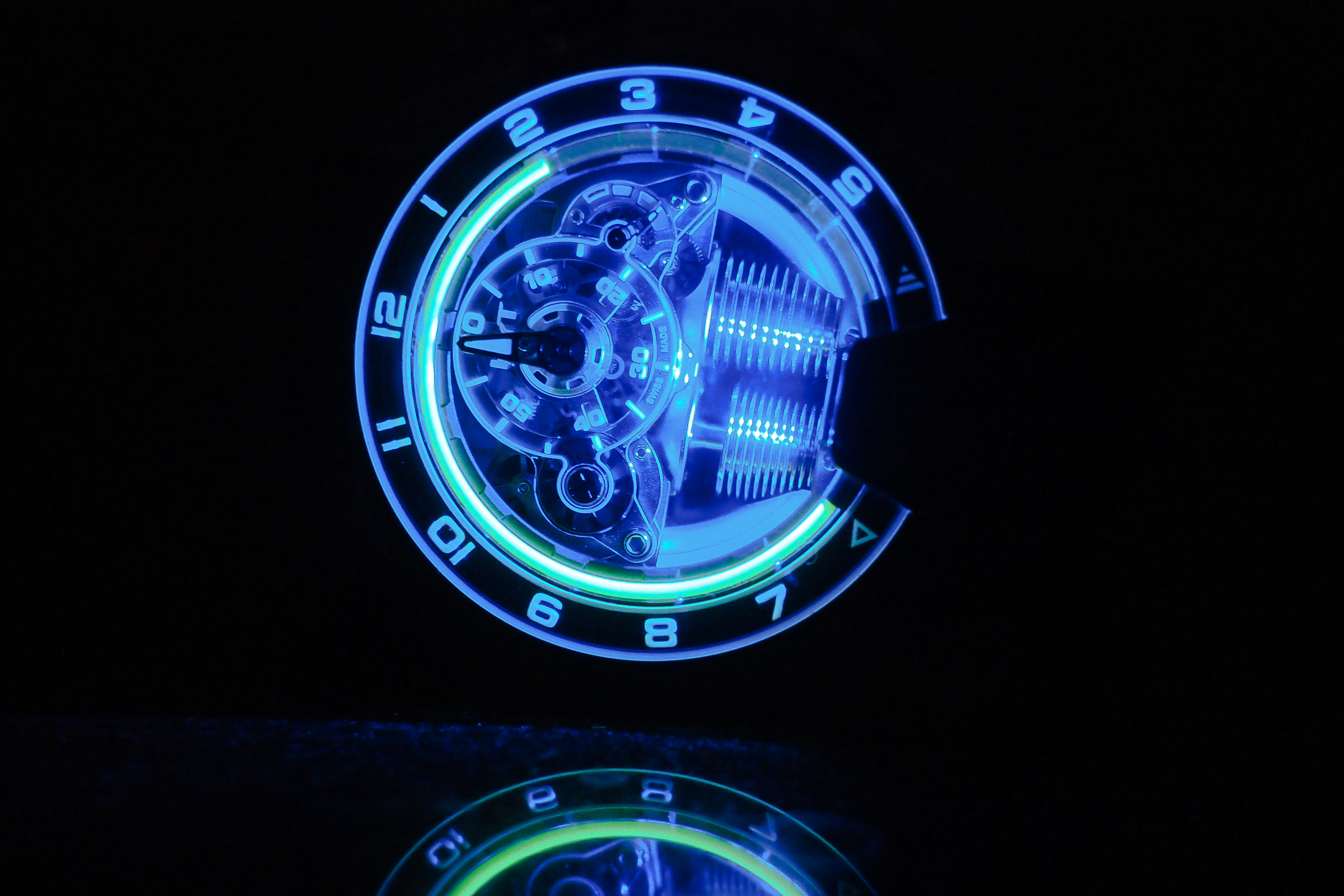 HYT H4 Metropolis Limited Edition LED shot