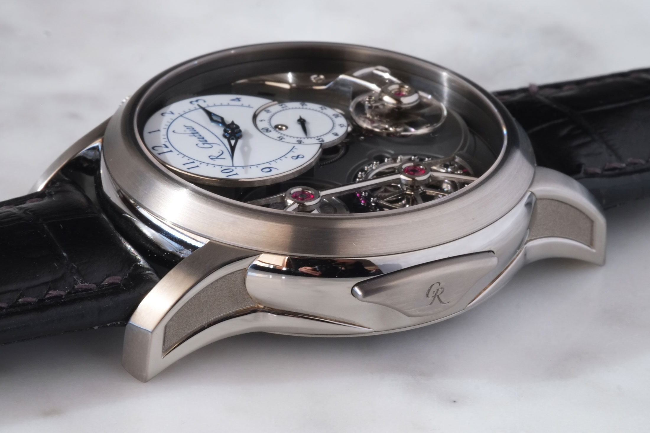 logical one romain gauthier button