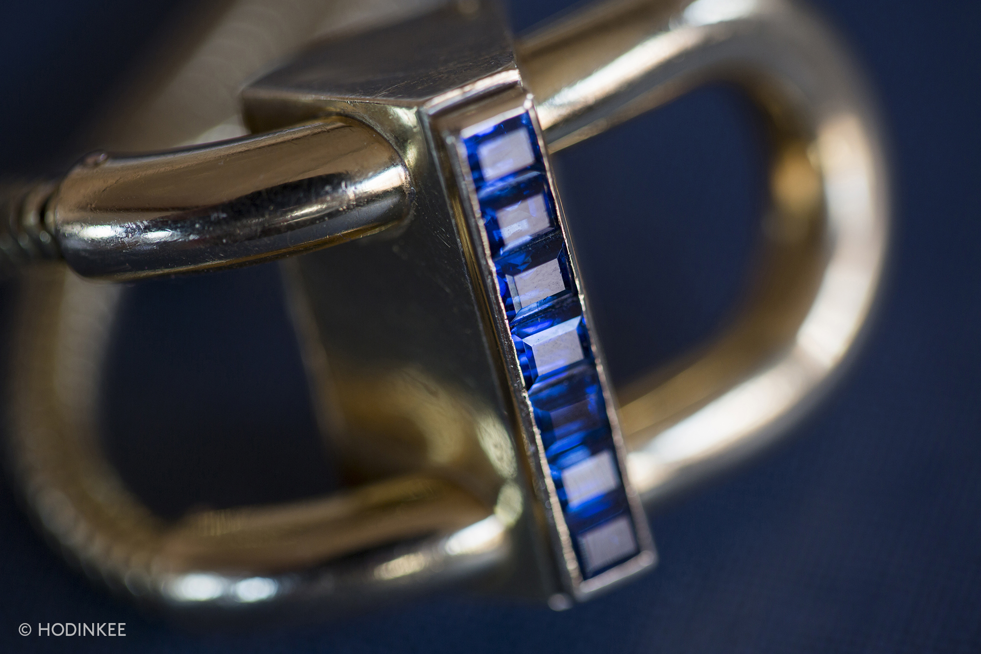 serti invisible sapphire cadenas watch van cleef arpels