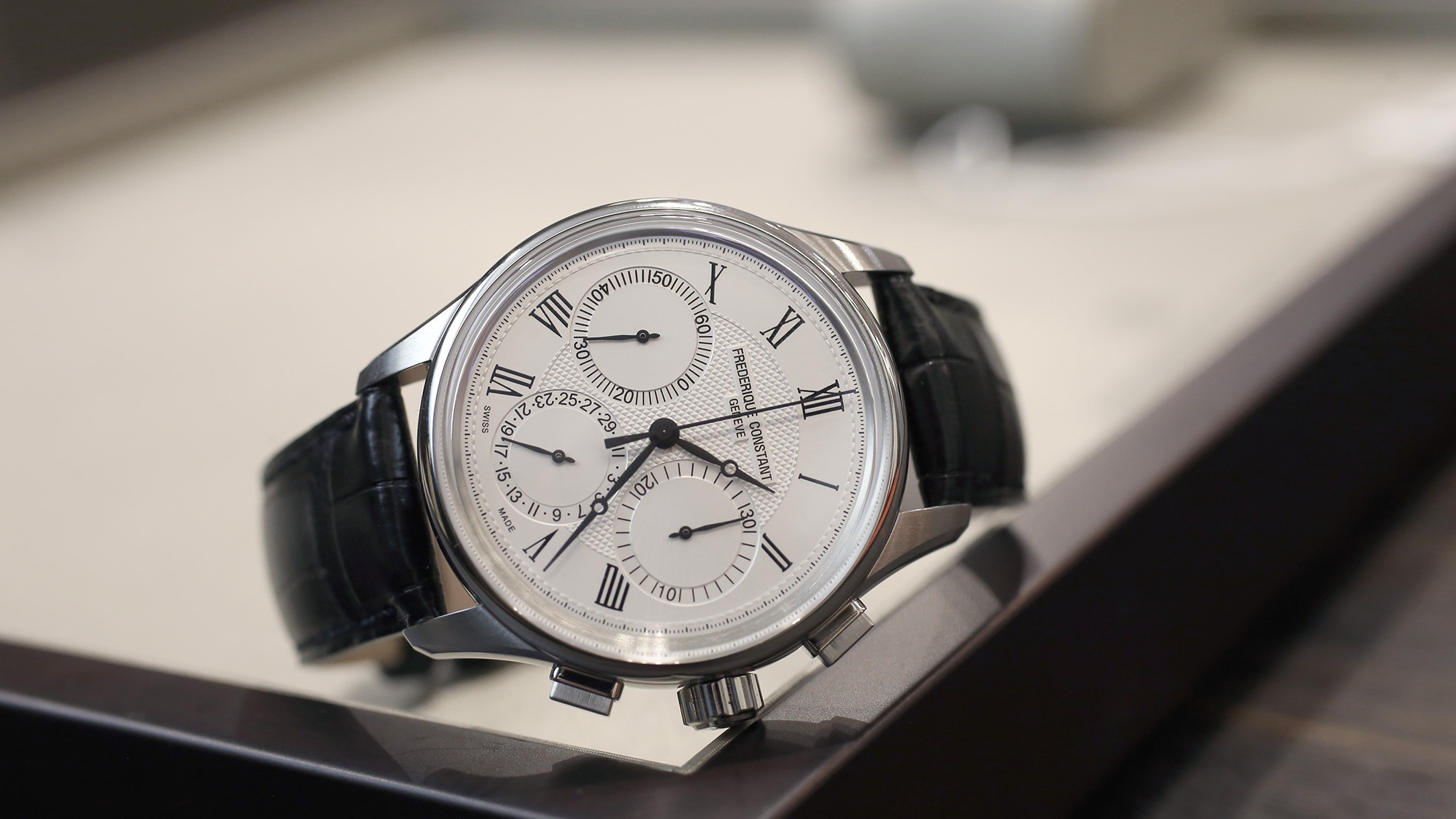 frederique constant manufacture chronograph flyback steel hobnail