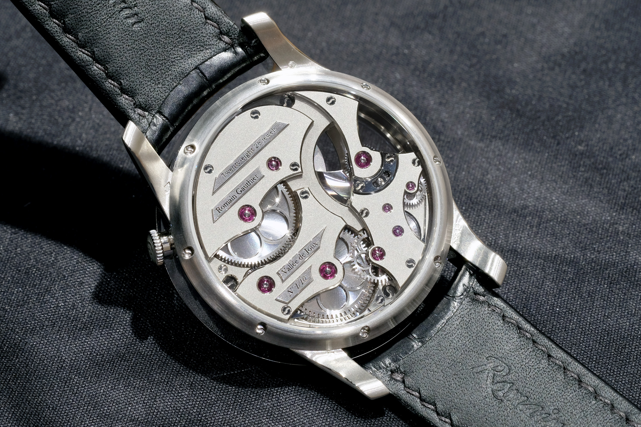 romain gauthier insight micro rotor movement platinum