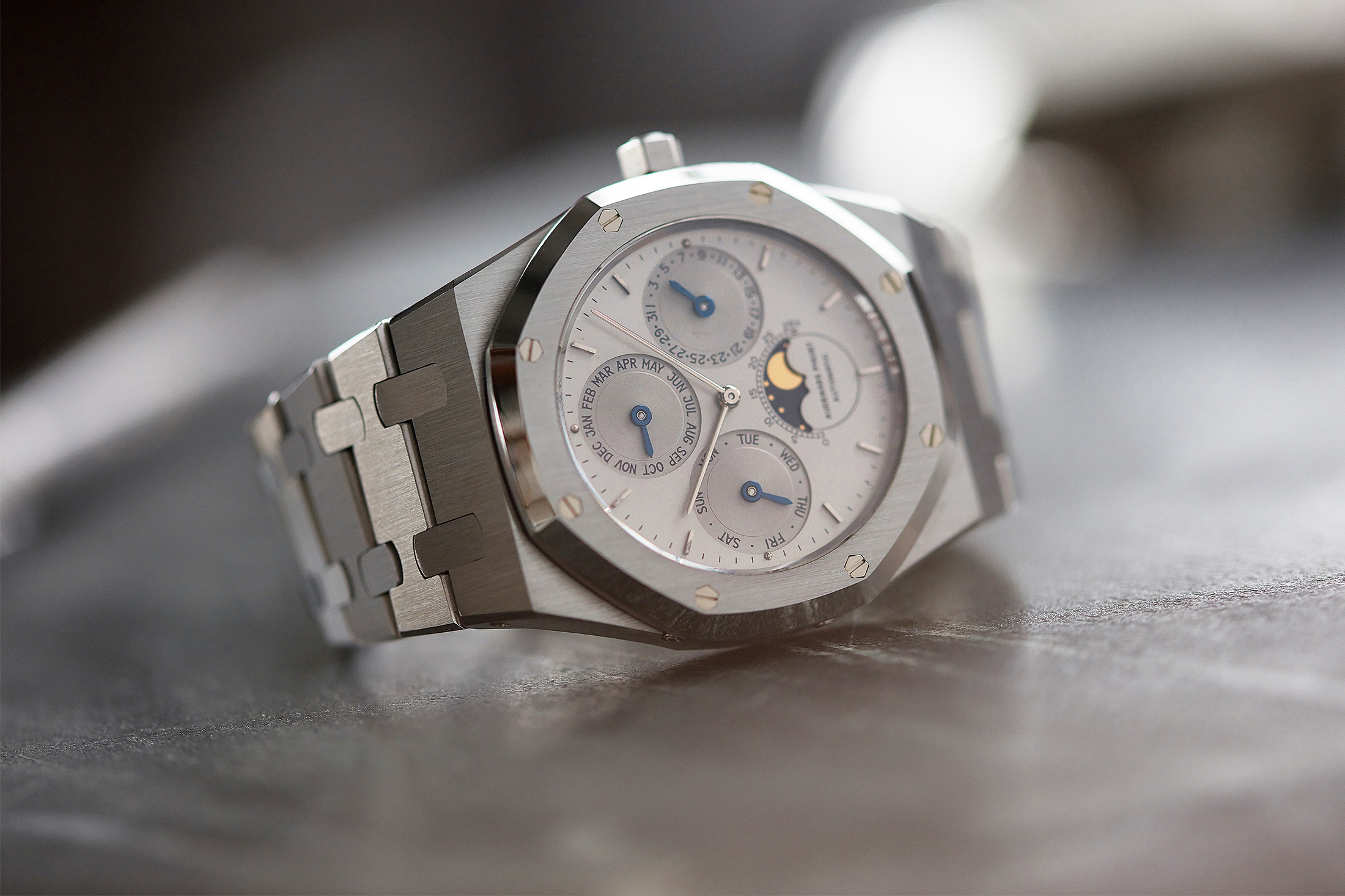 In-Depth: The Early Audemars Piguet Royal Oak Perpetual Calendar - Hodinkee