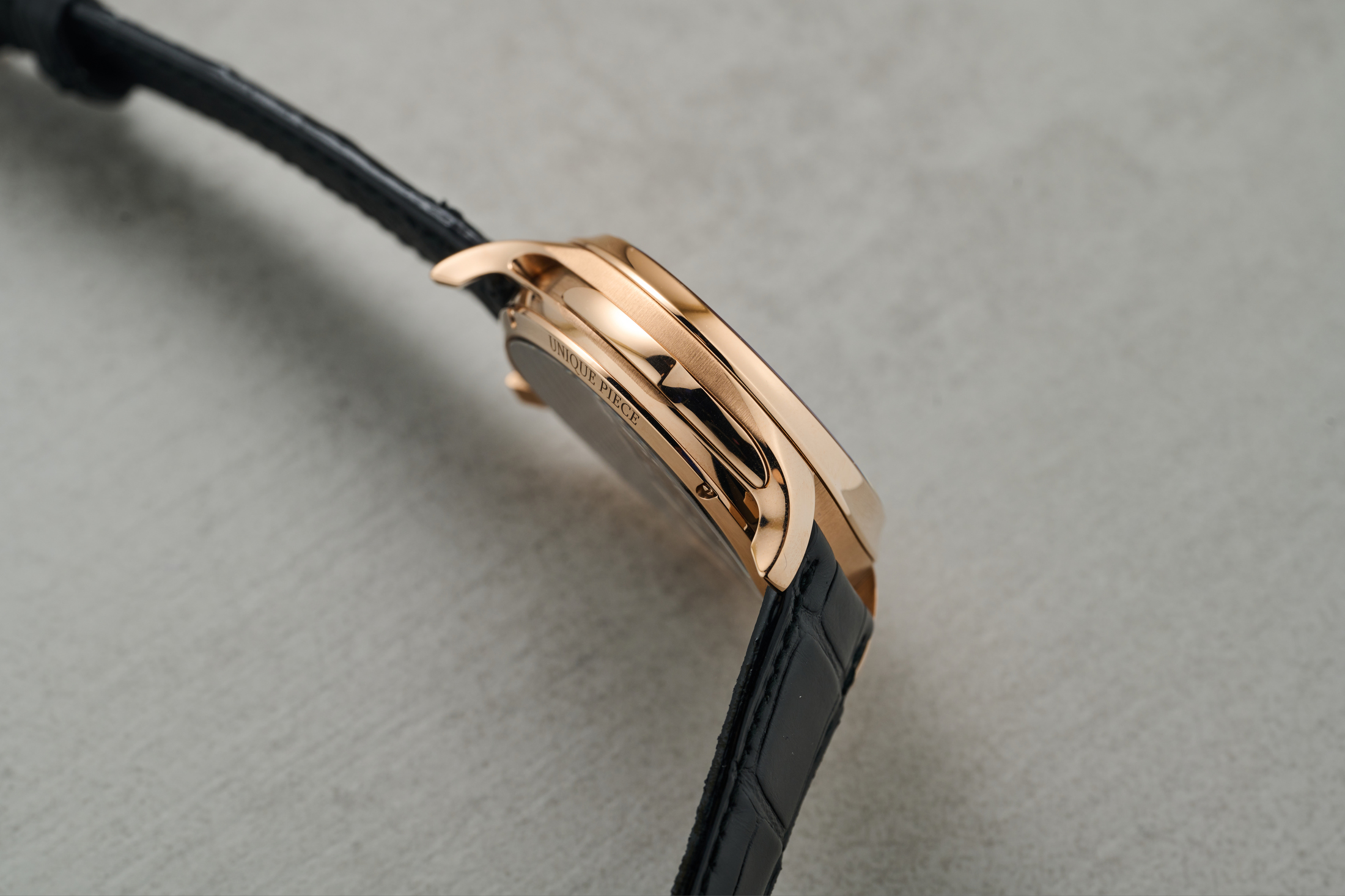 Minute repeater side case