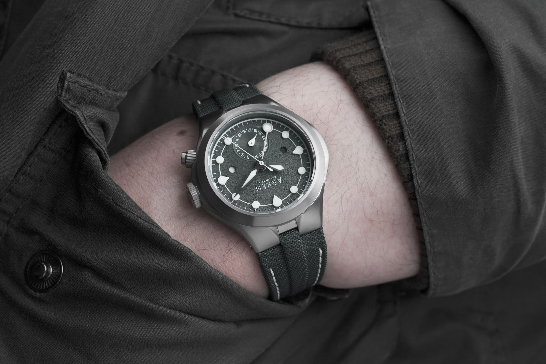 Alterum Sage Green Wristshot
