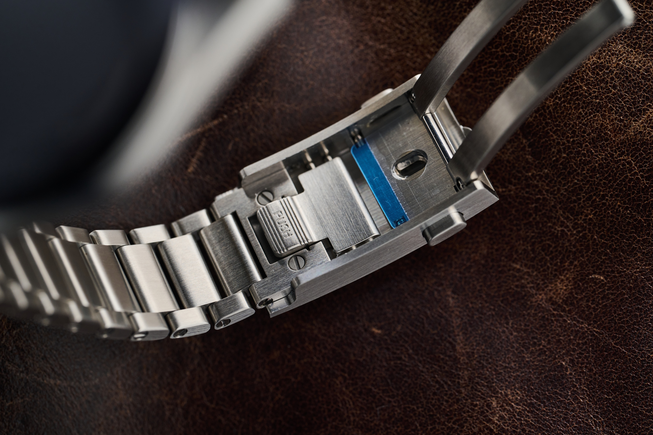 Omega Speedmaster Pilot clasp micro adjust