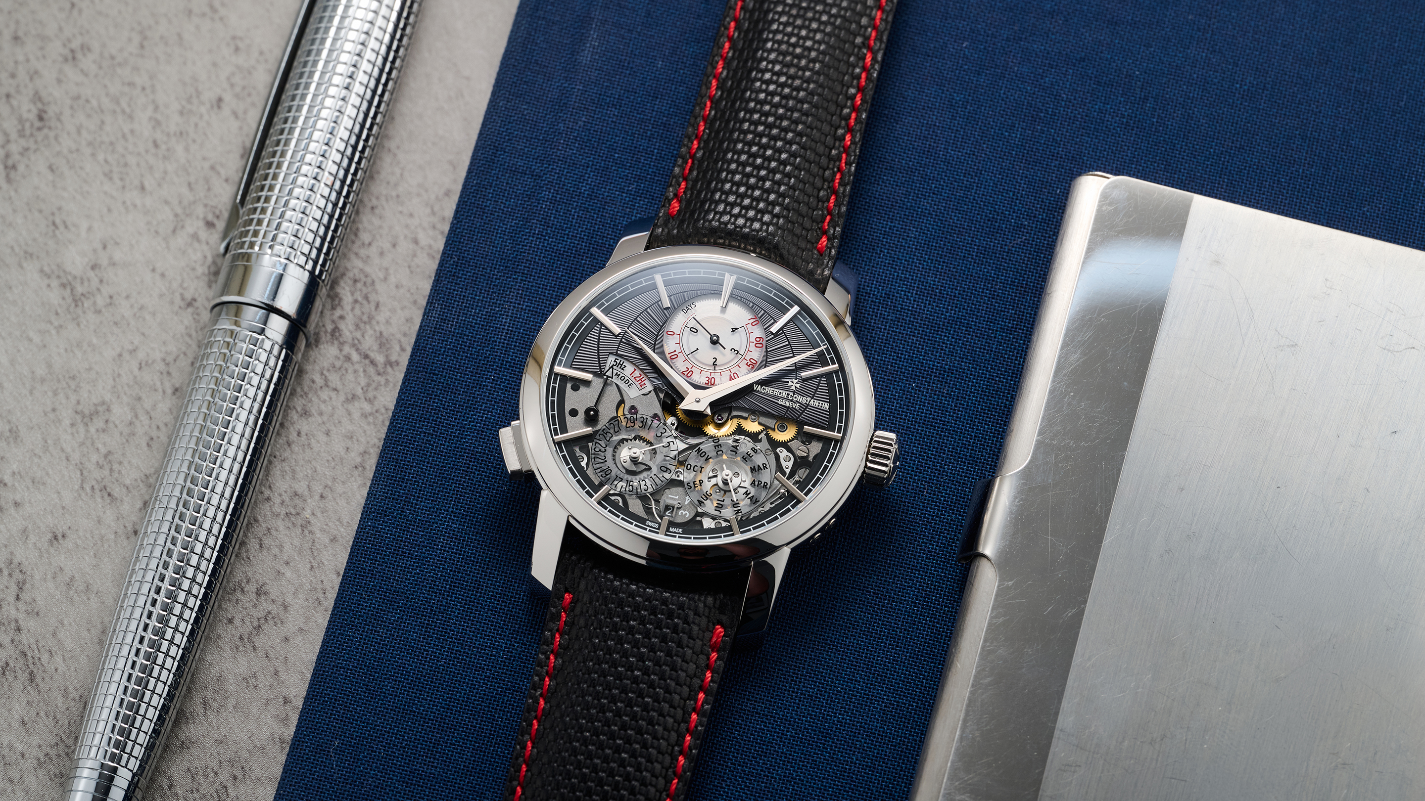 Hands-On: The Piaget Emperador Coussin XL 700P (Live Pics, Pricing