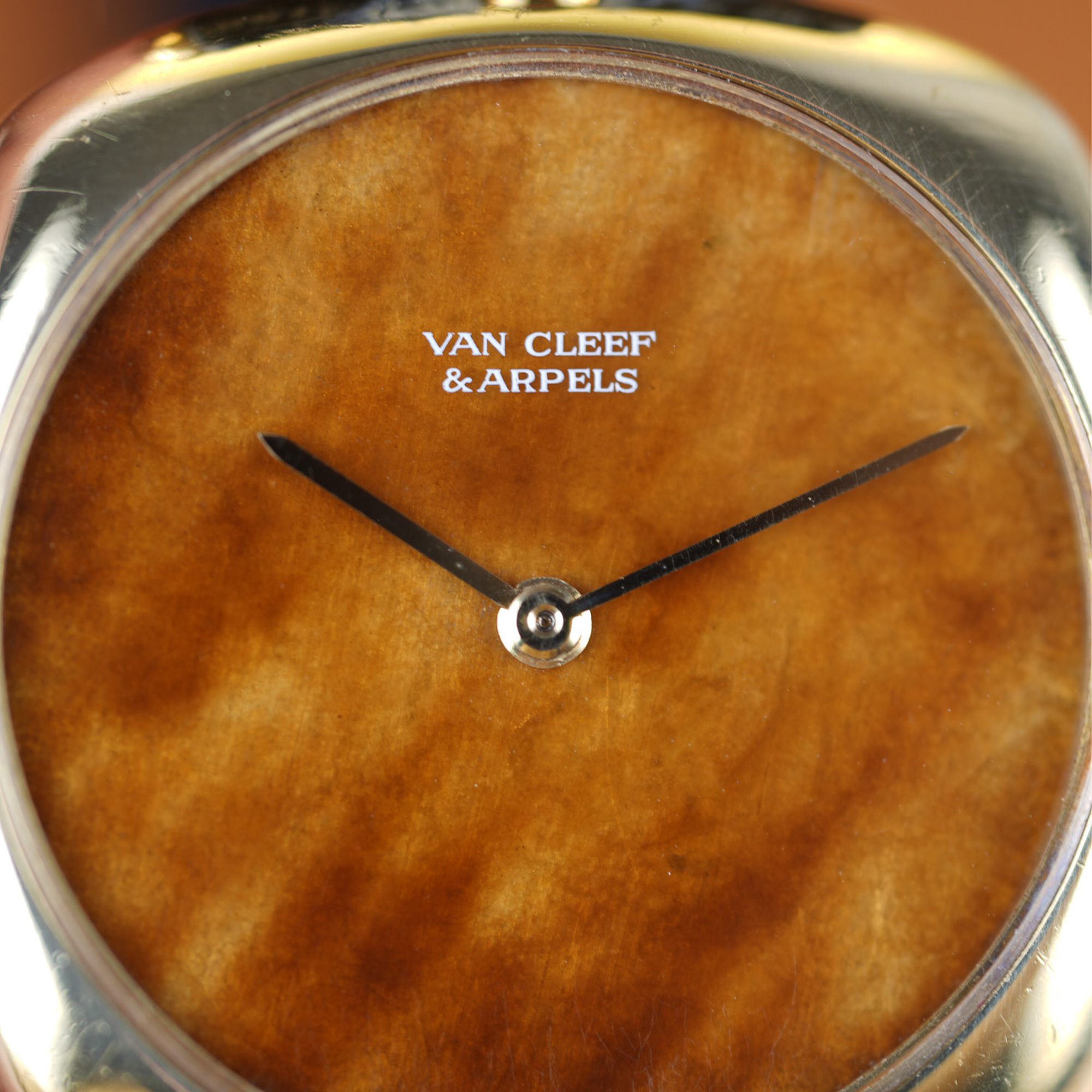 A Gerald Genta for Van Cleef & Arpels dial macro
