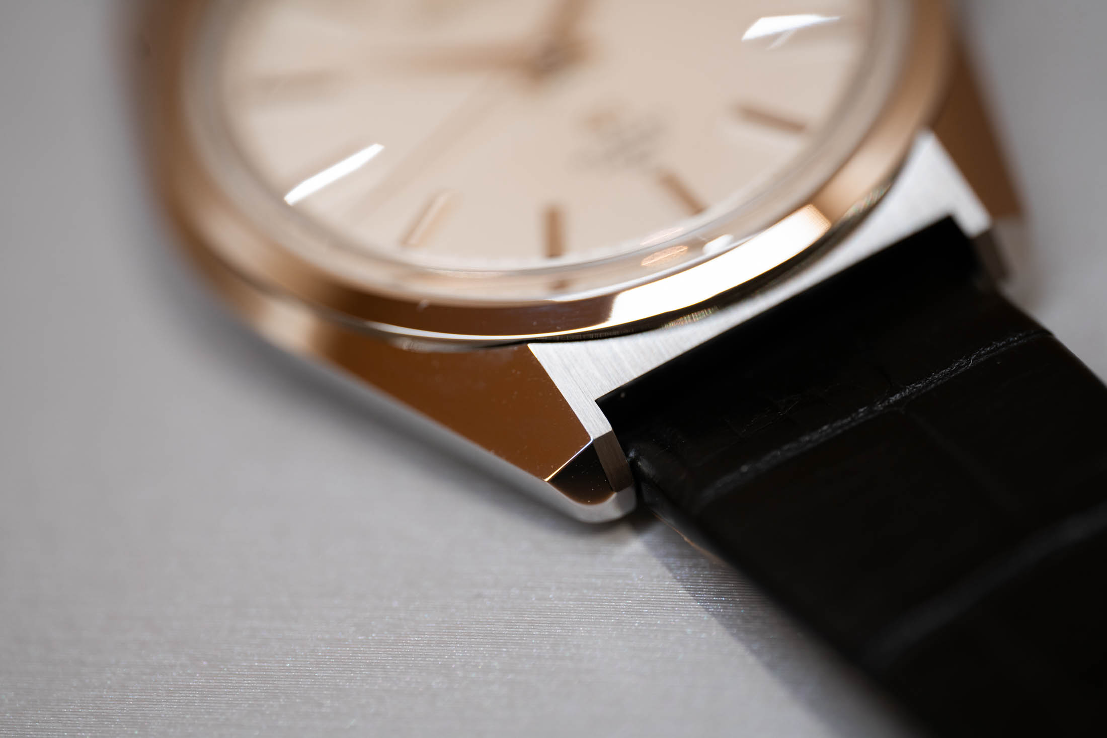 Introducing: Grand Seiko Recreates The 45GS With The SLGW004