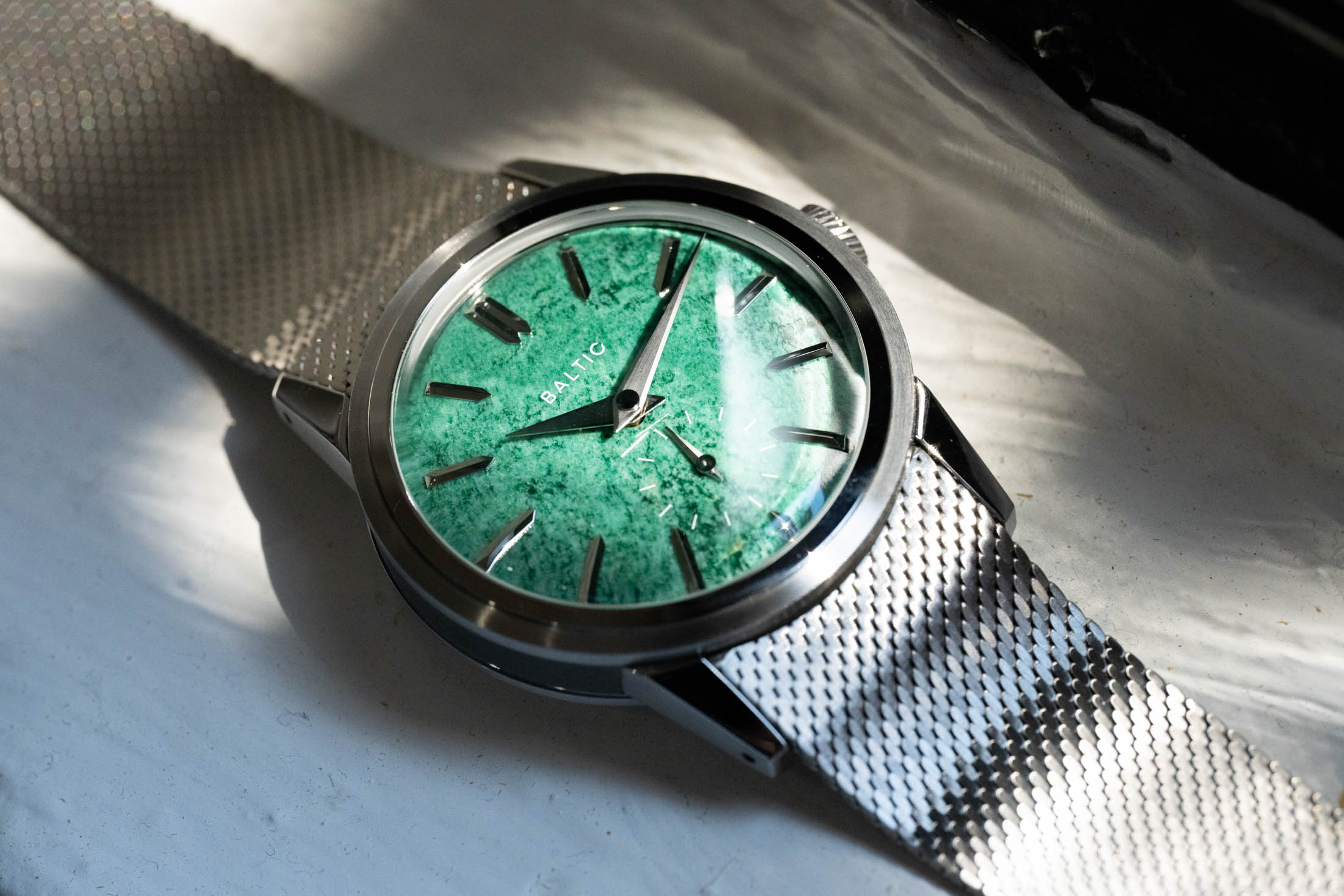 G*1様 BALTIC/バルチック　PRISMIC/プリズミックSTONE DI Hands-On: The Baltic Prismic Stone Limited Editions - Hodinkee