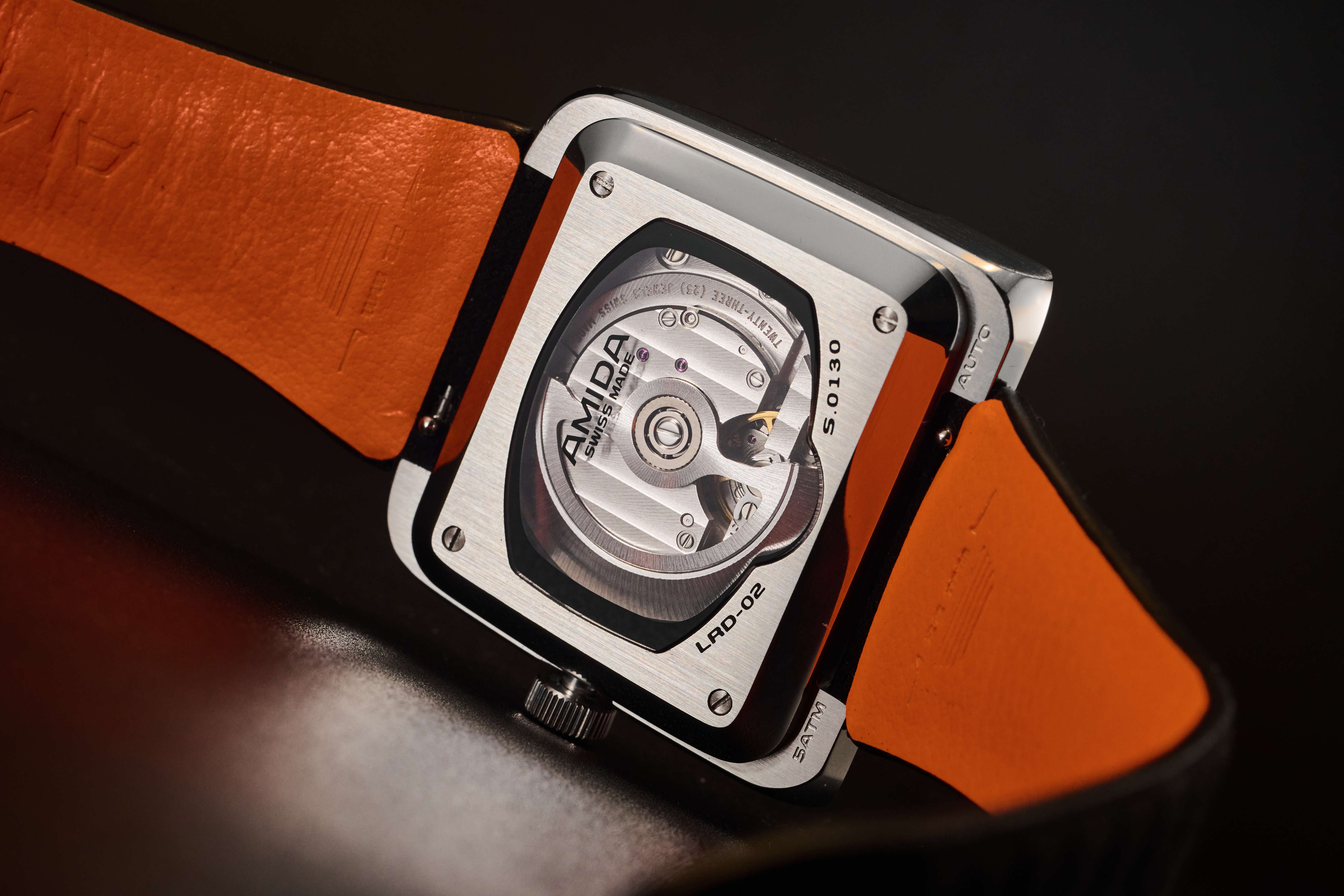 Amida Digitrend Open Sapphire