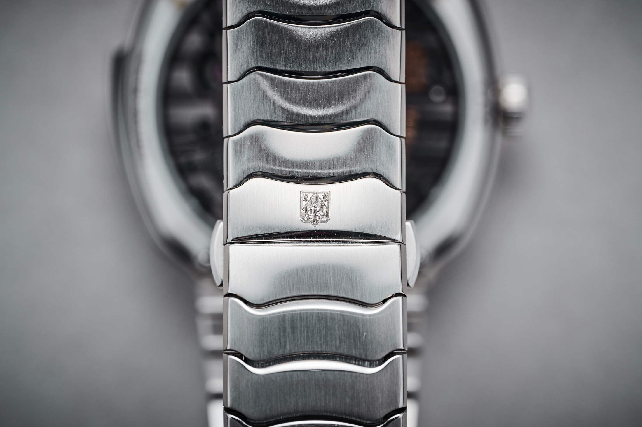 H. Moser & Cie. Streamliner Concept Minute Repeater Tourbillon Blue Enamel