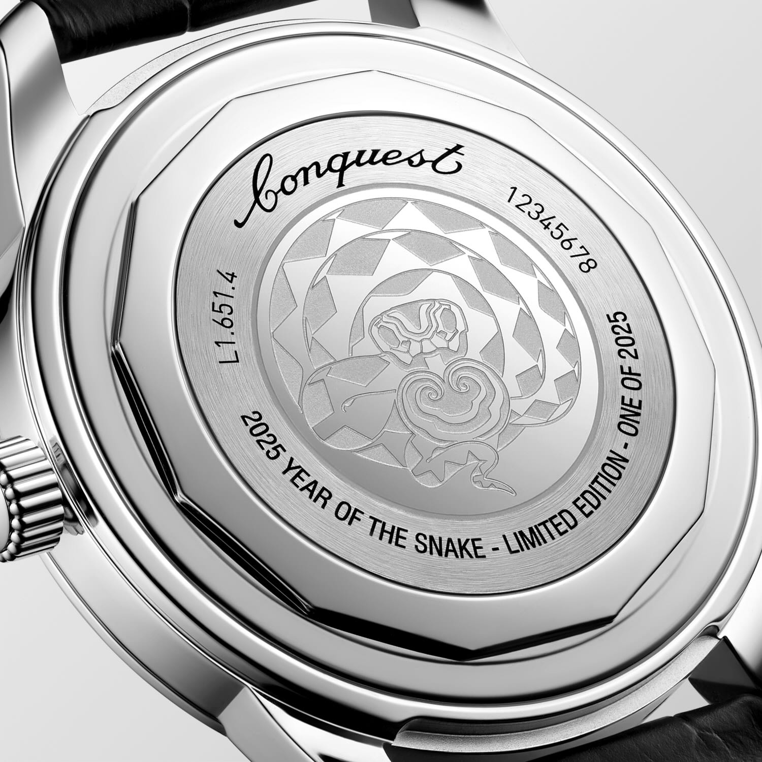 caseback of the snake edition
