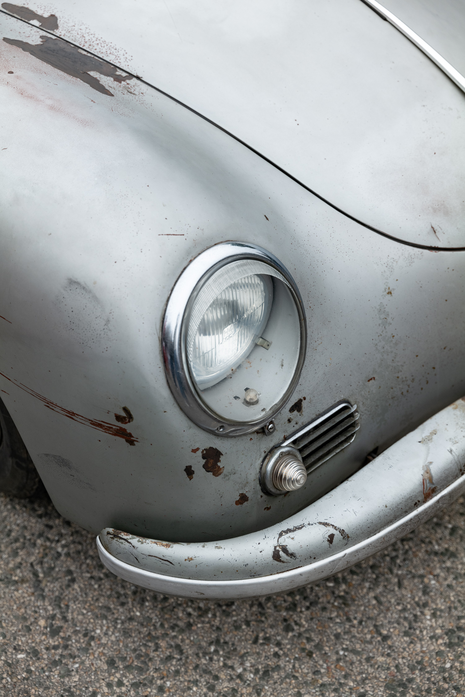 a porsche 356