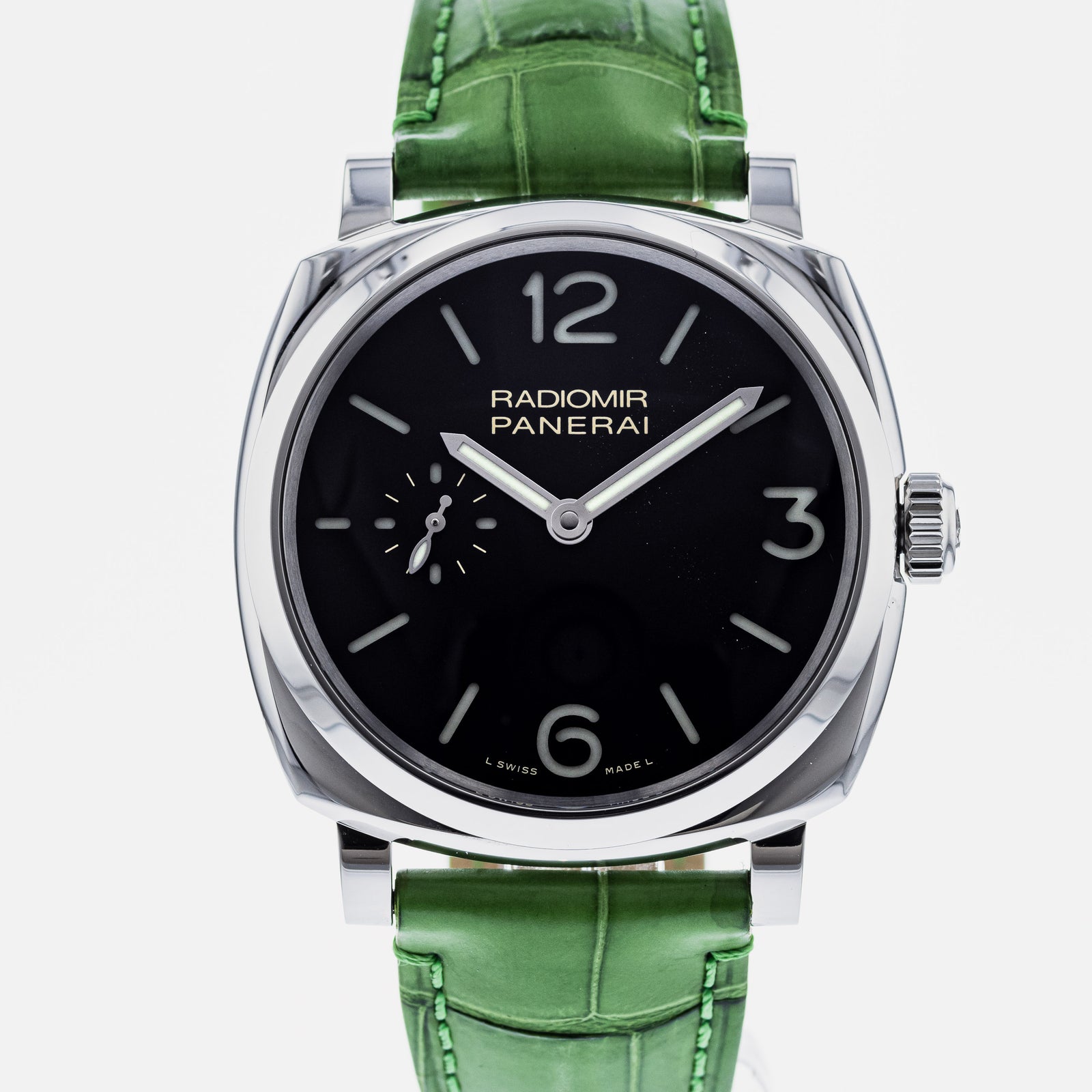 A soldier image of a Panerai Radiomir 1940 3 Days Acciaio PAM 574