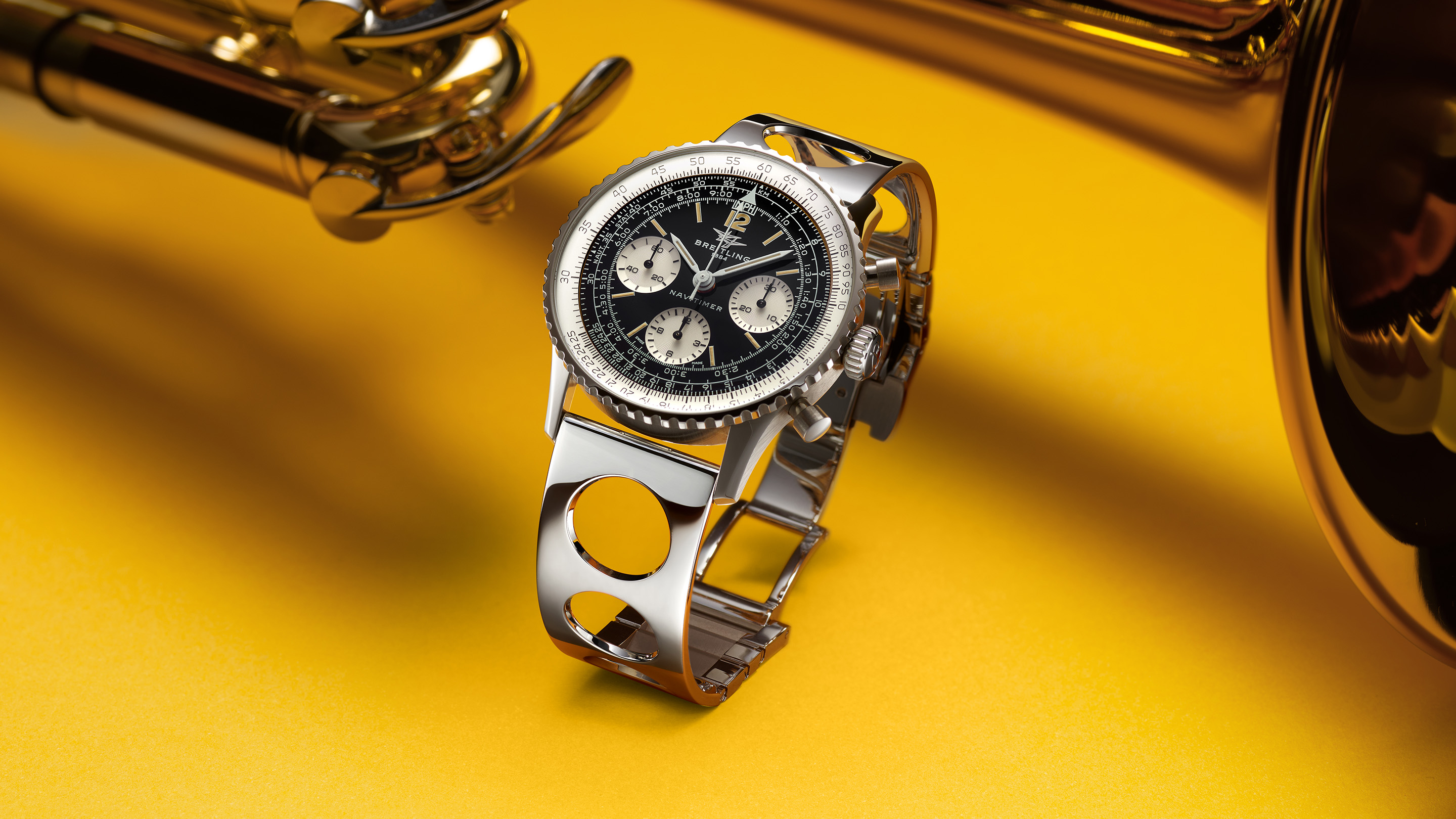 Just Because: Seiko Made A Marathon Clock With Supreme - Hodinkee