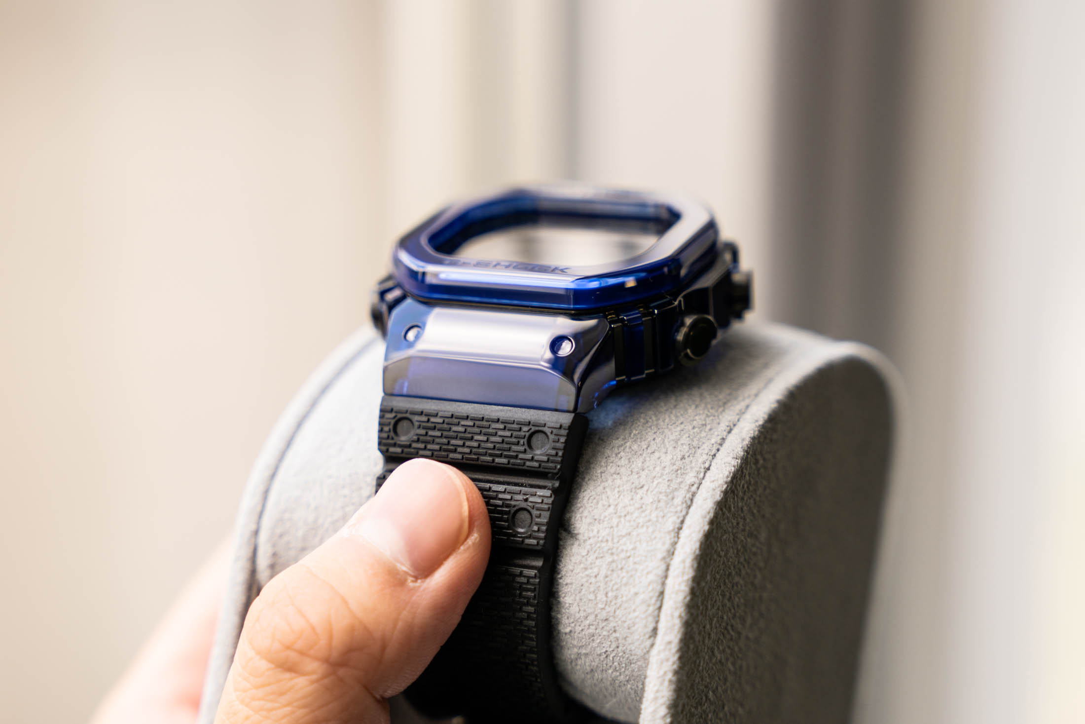 Hands-On: G-SHOCK Reveals The MRG-D5000 “Blue Rose Project” In Sapphire