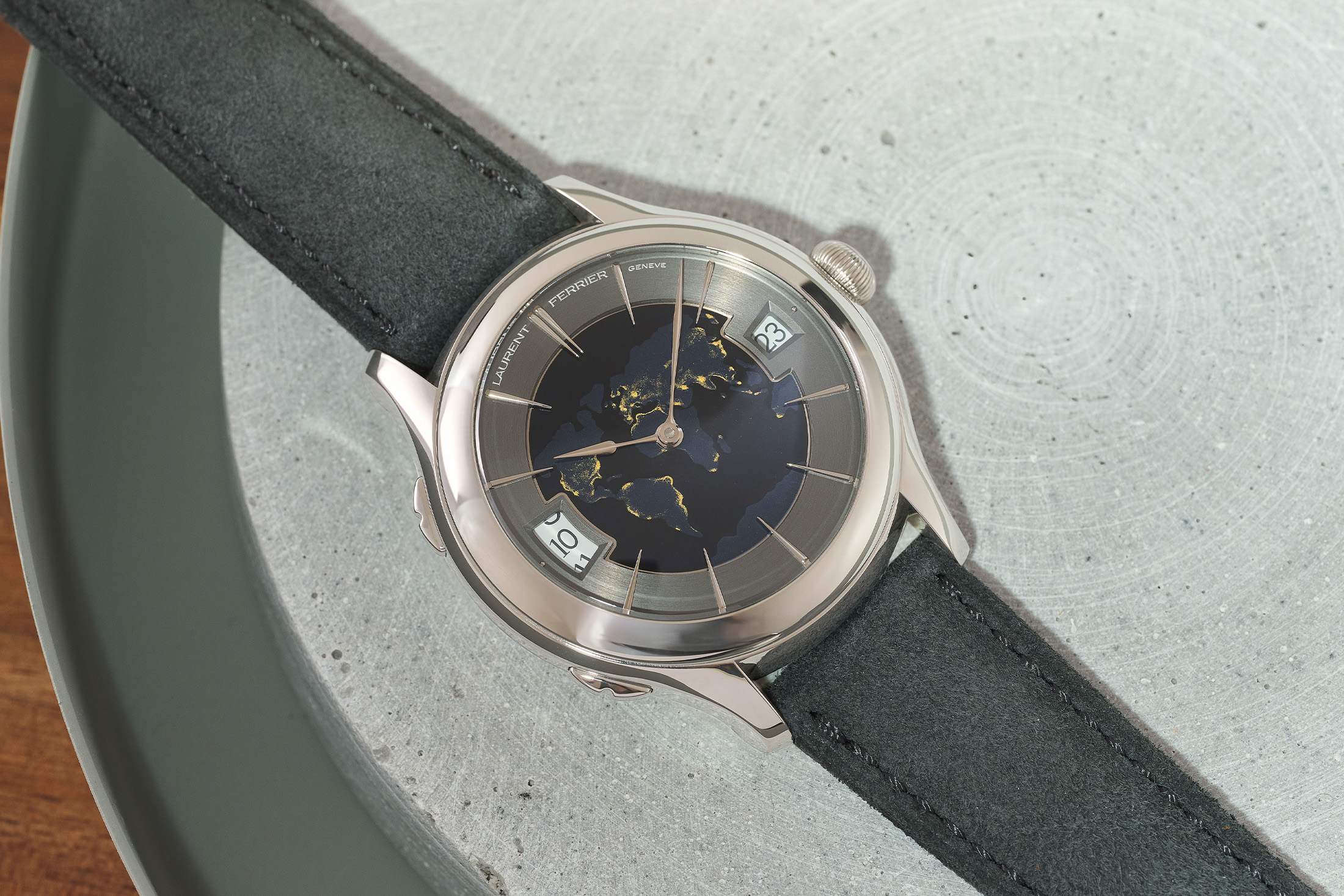 Laurent Ferrier Classic Traveller Globe Night Blue