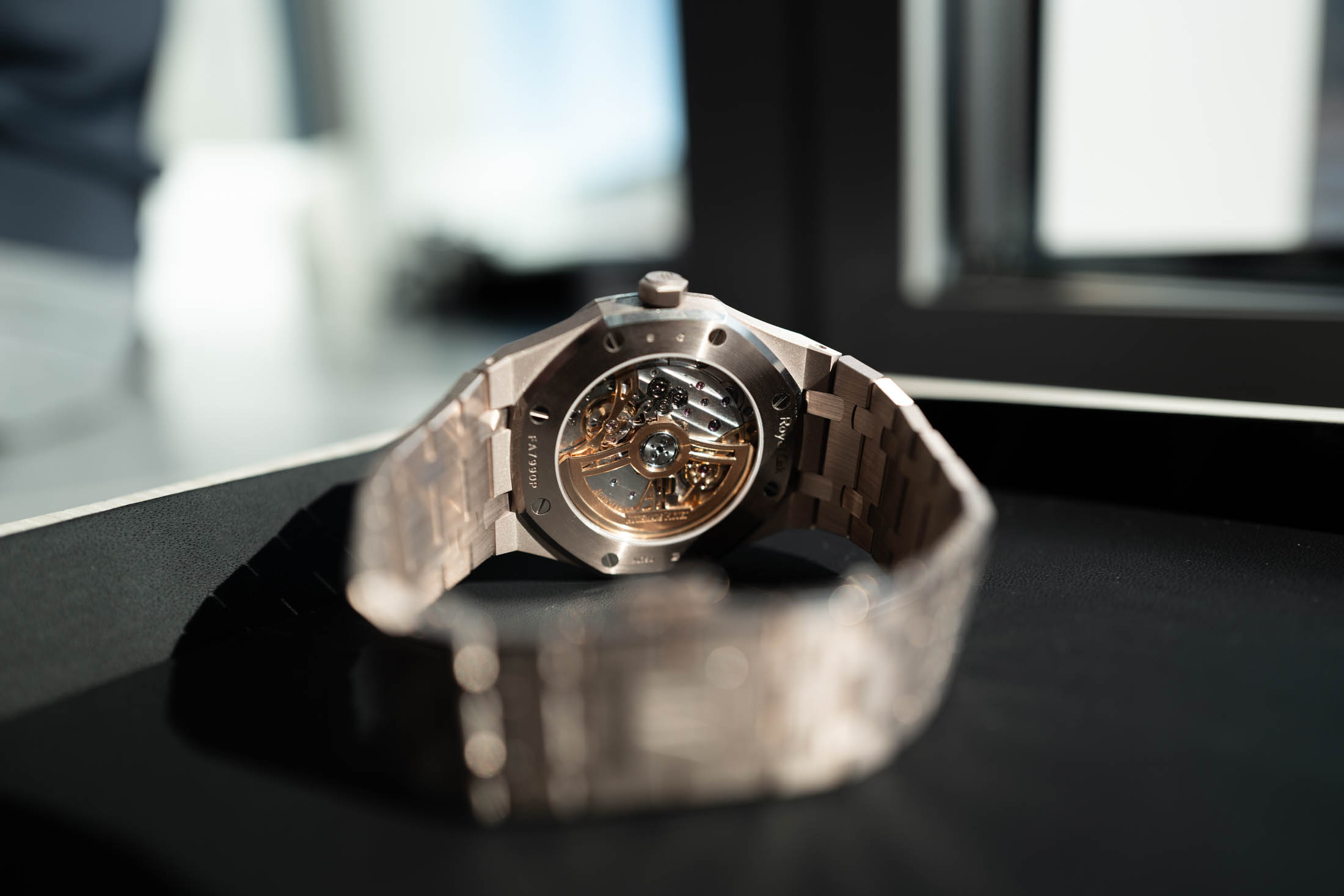 Caseback of Sand Gold