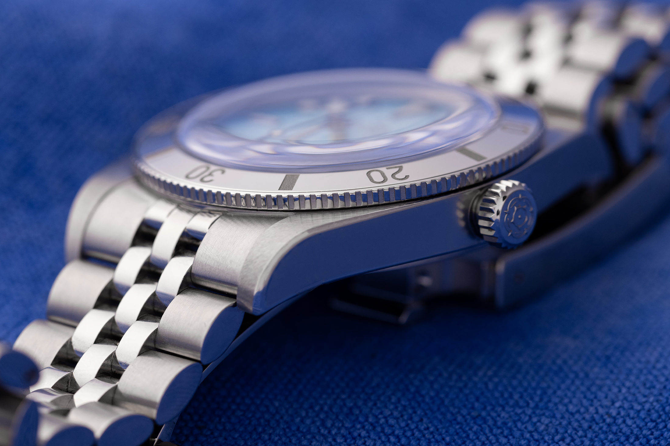 Tudor BB54 LB watch