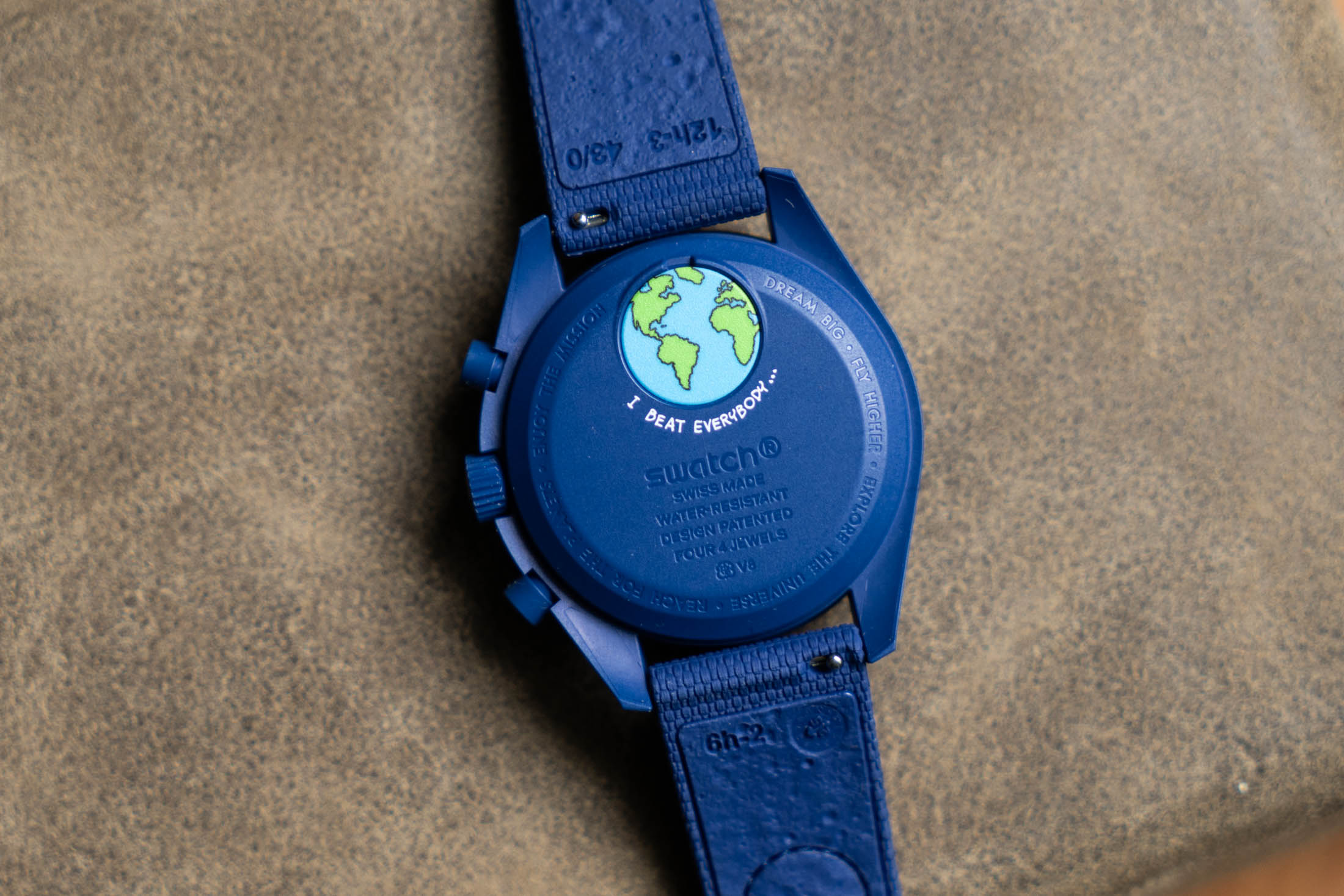 【るりちゃん専用】オメガスウォッチ　mission to earth phase MISSION TO EARTHPHASE - MOONSHINE GOLD - Bioceramic