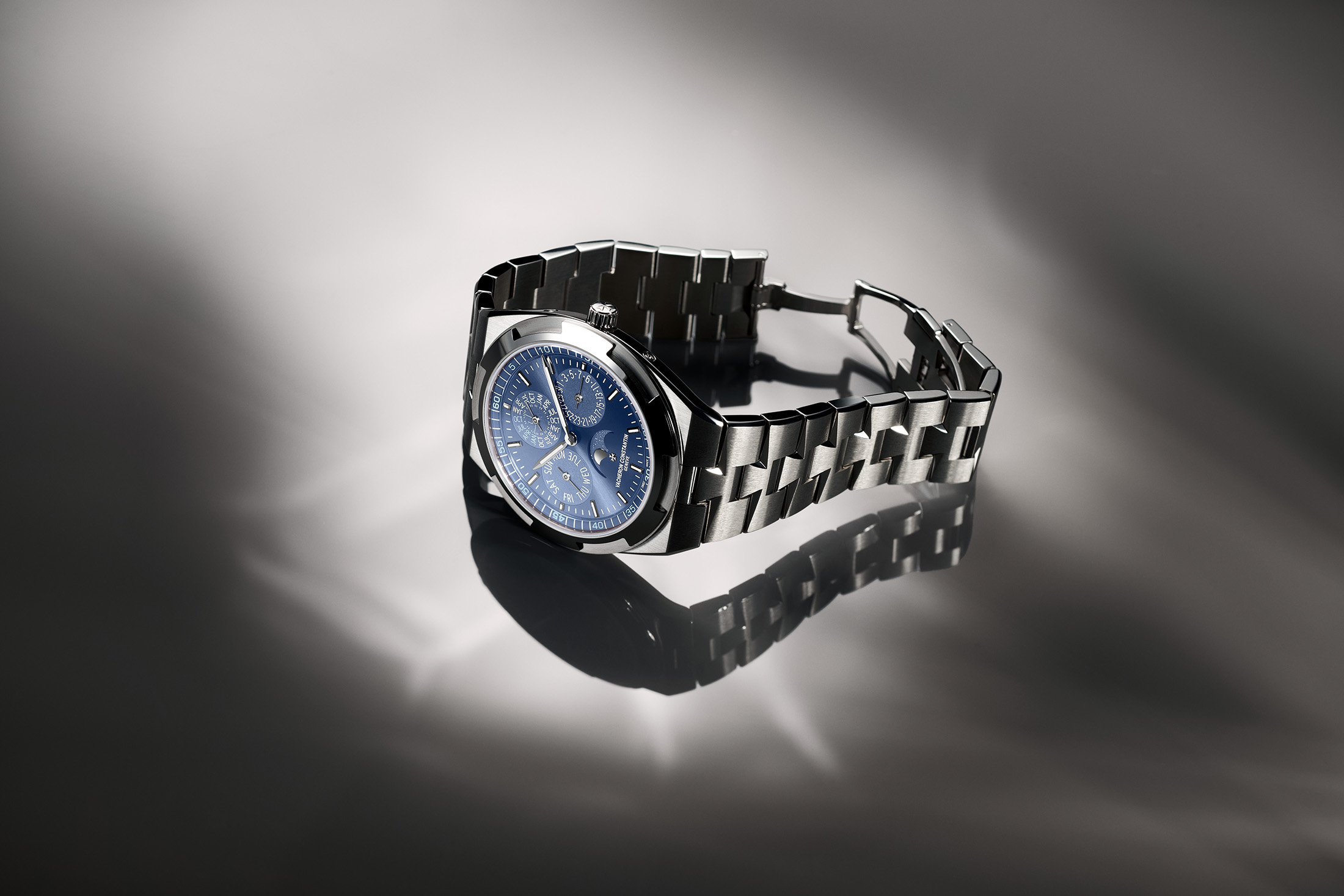 Introducing: Vacheron Constantin's 30th Anniversary Overseas Perpetual Calendar Ultra-Thin Limited Edition
