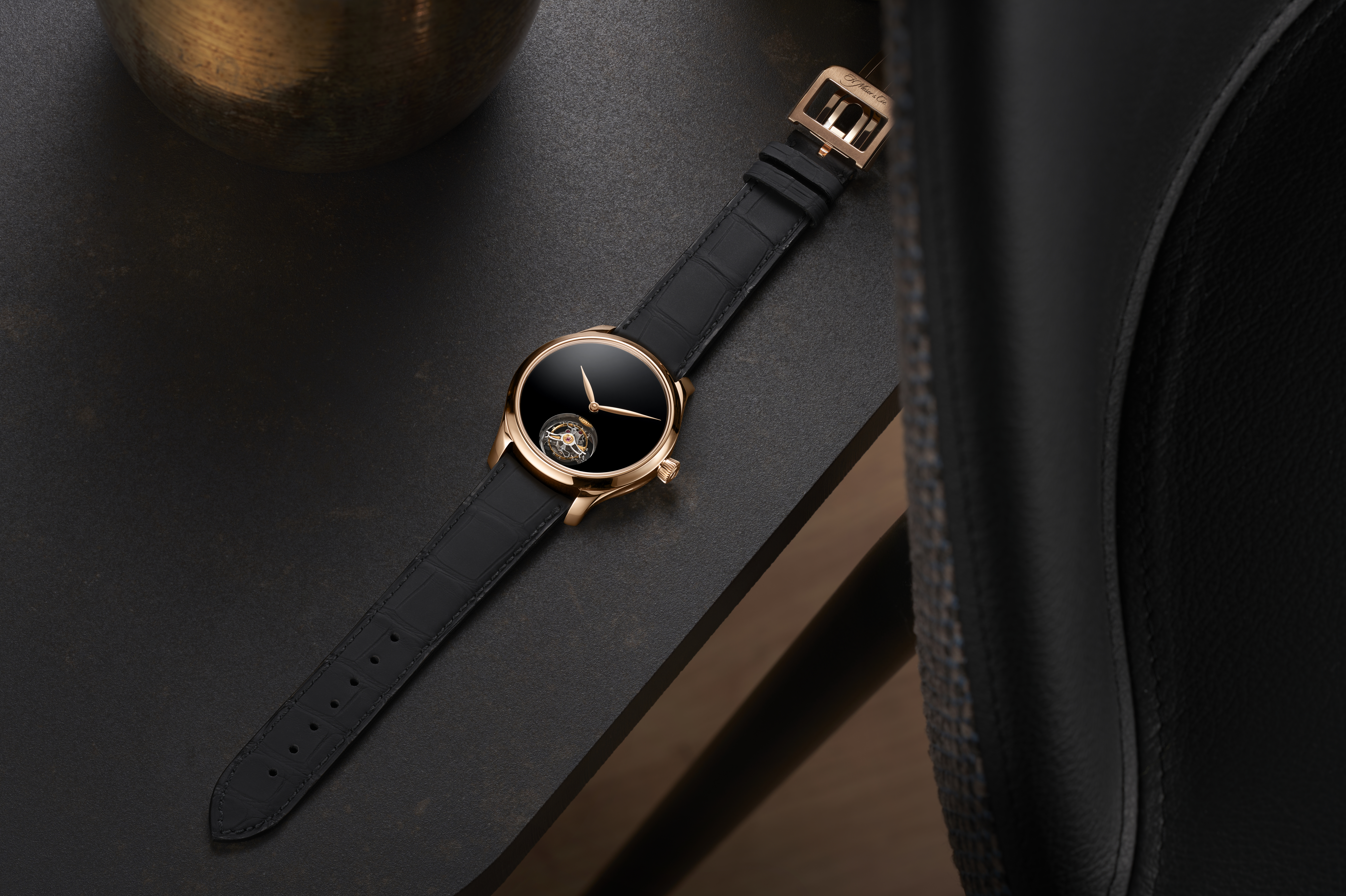 h moser vantablack endeavor tourbillon