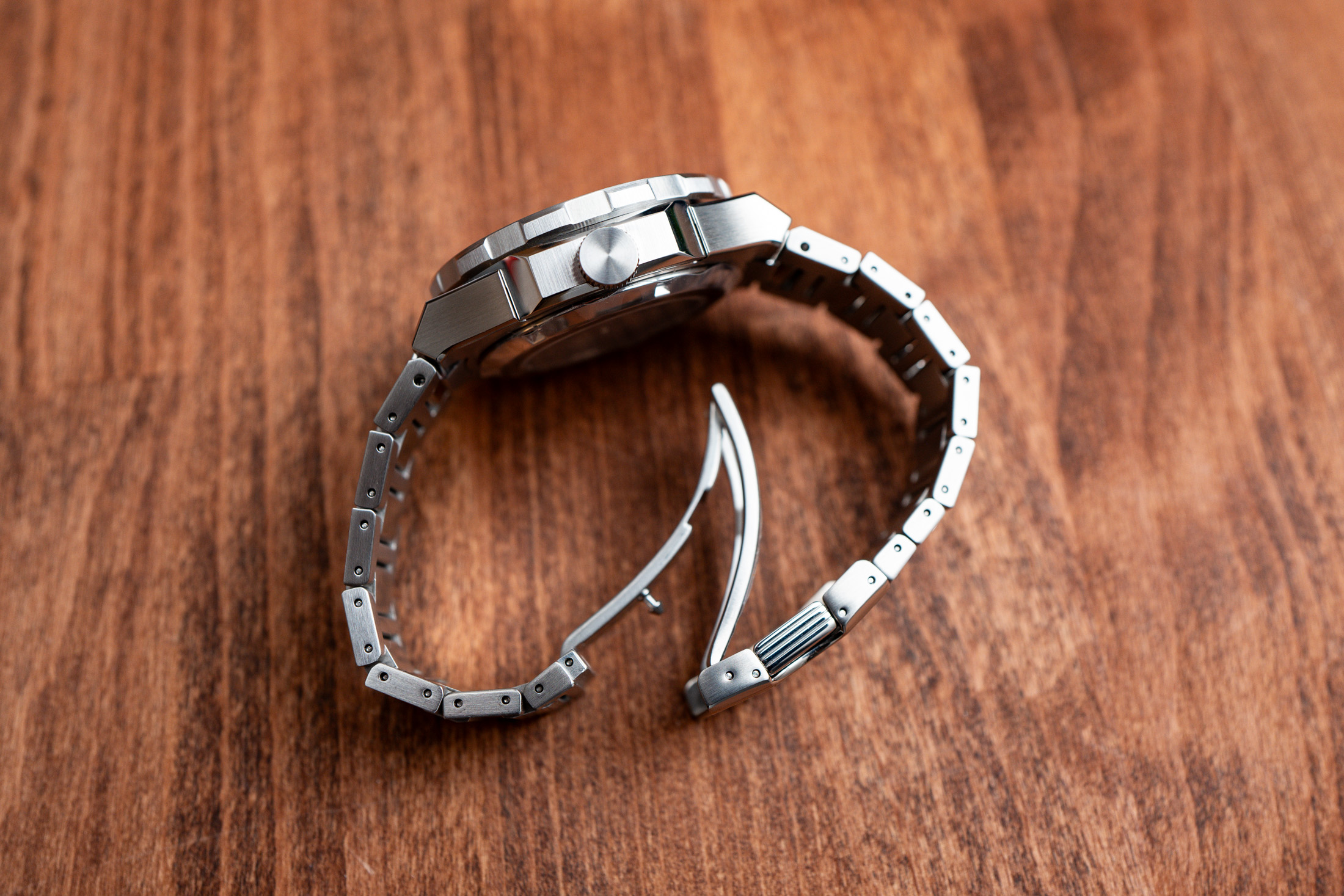 Citizen series 8 GMT