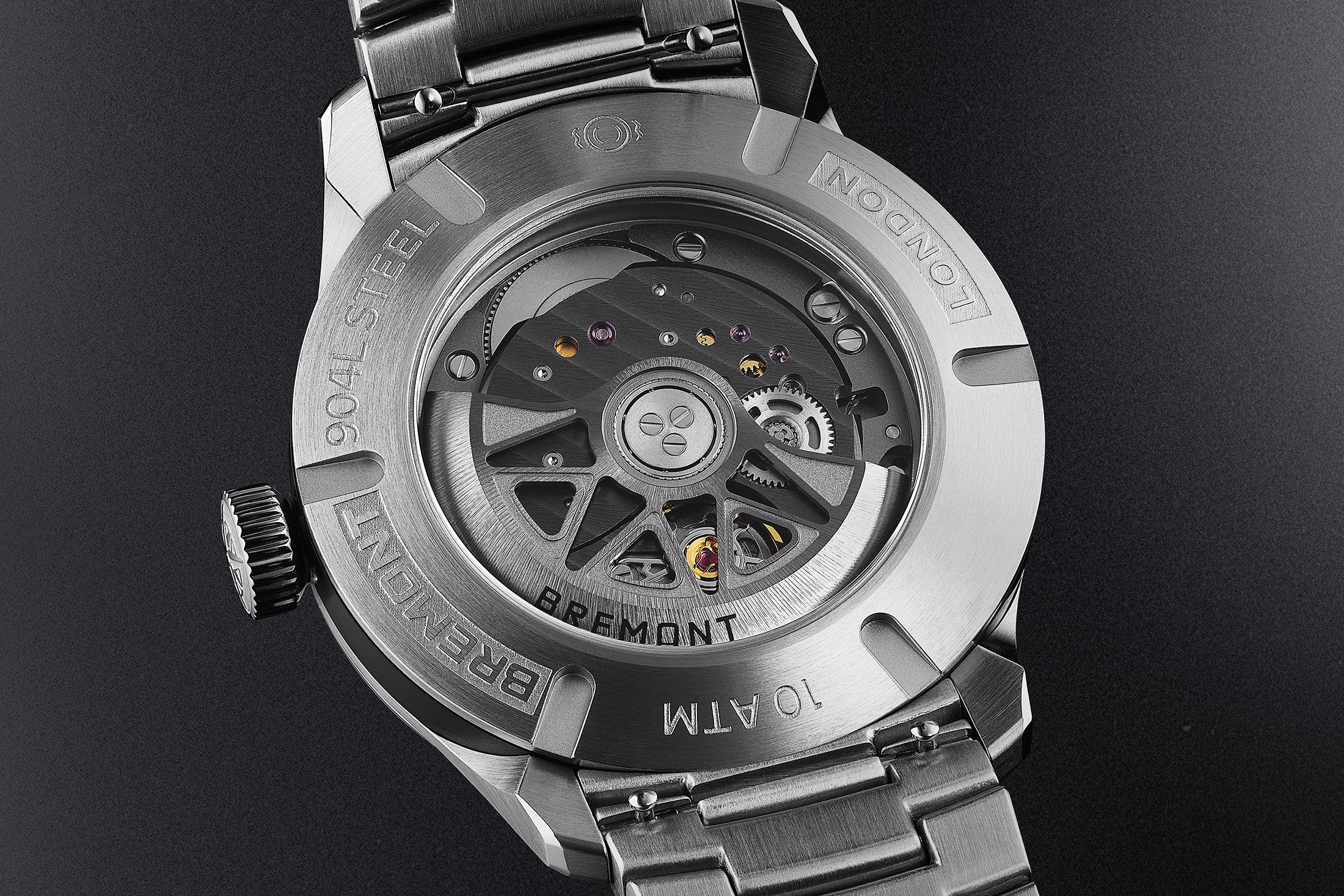 bremont mb 39 date caseback