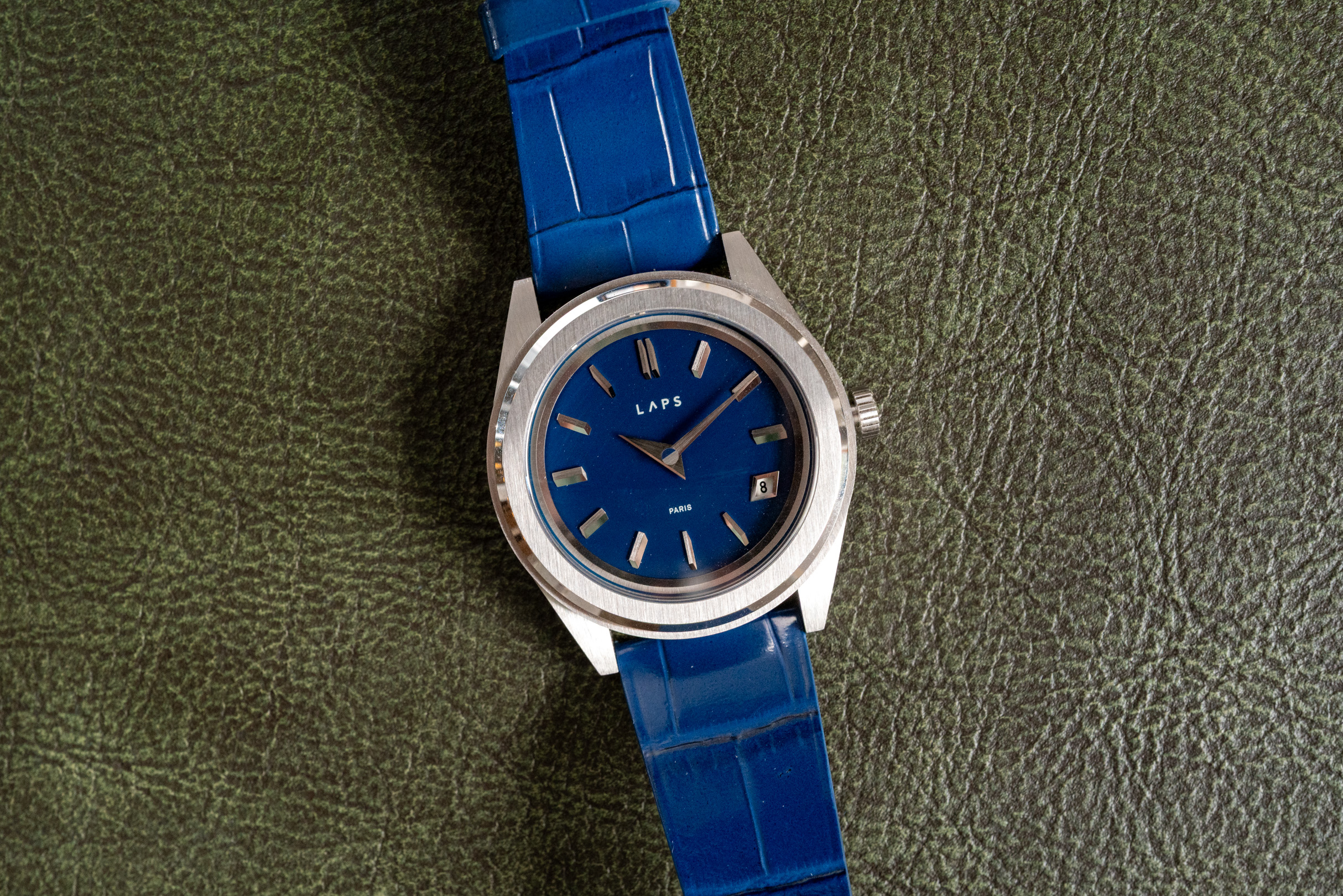 Hands-On: The Laps Arche Collection