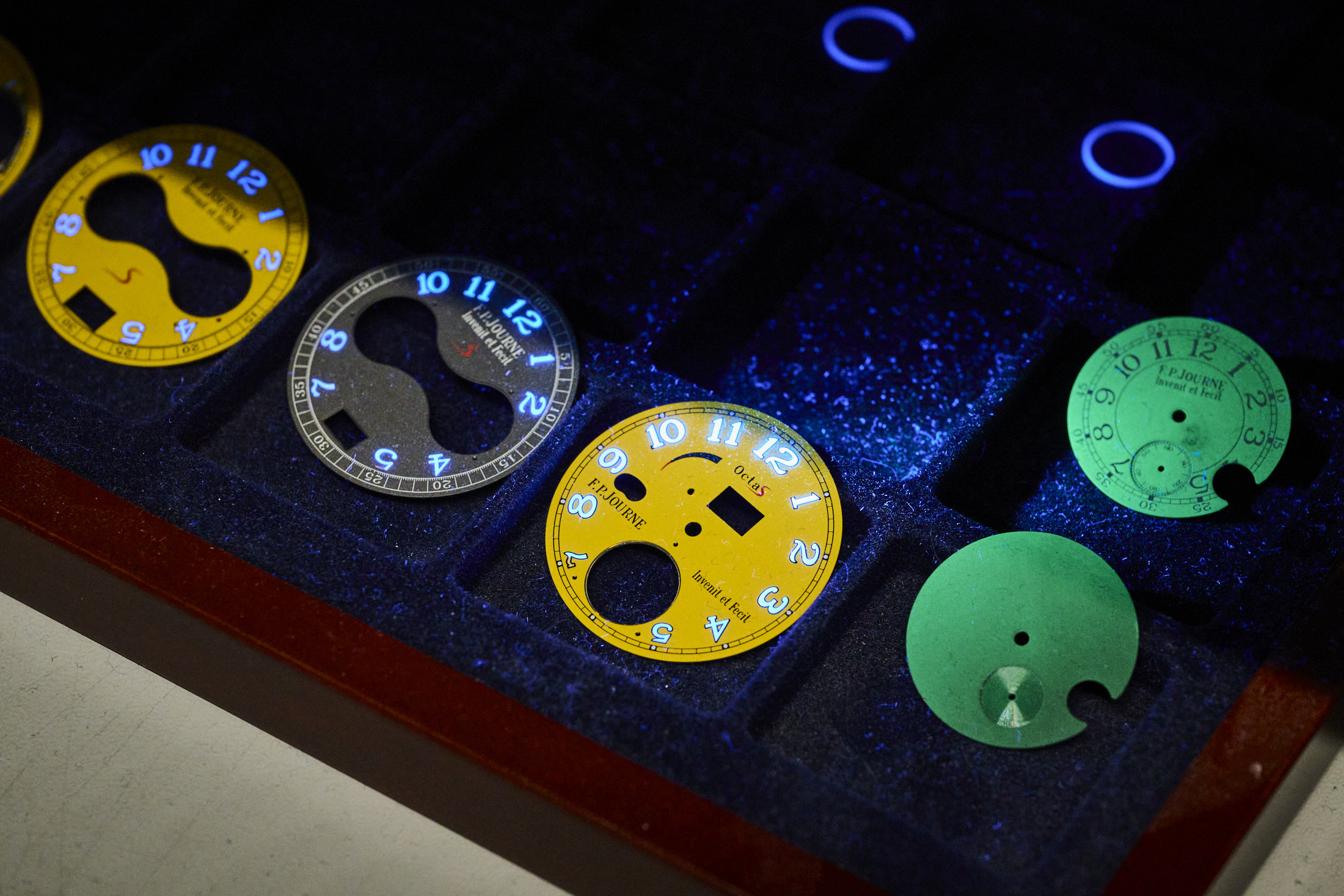 Journe Dials