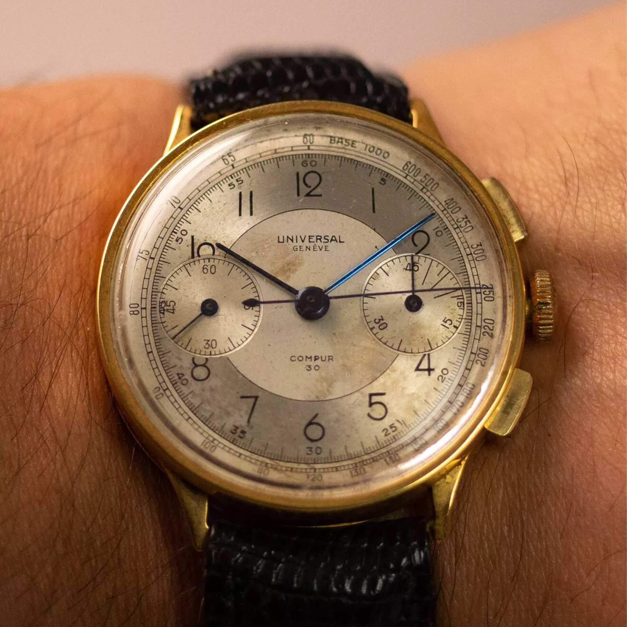 A Universal chronograph