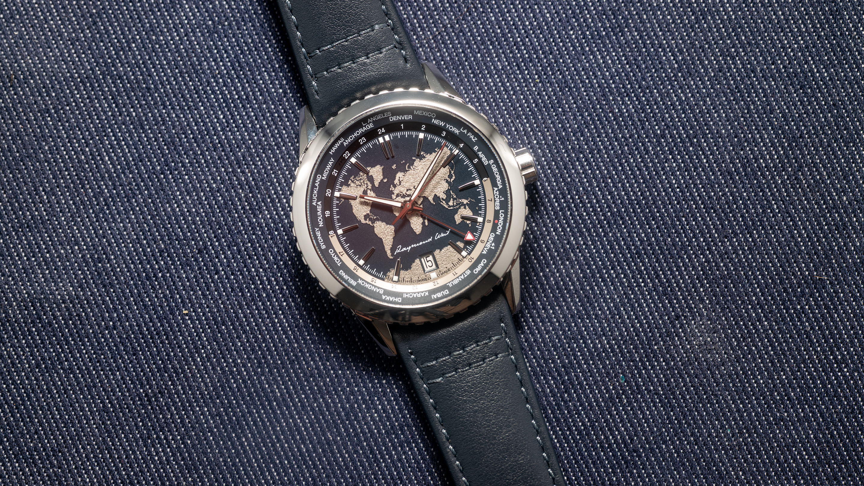Hands-On: With The Zenith Pilot Big Date Special (Live Photos