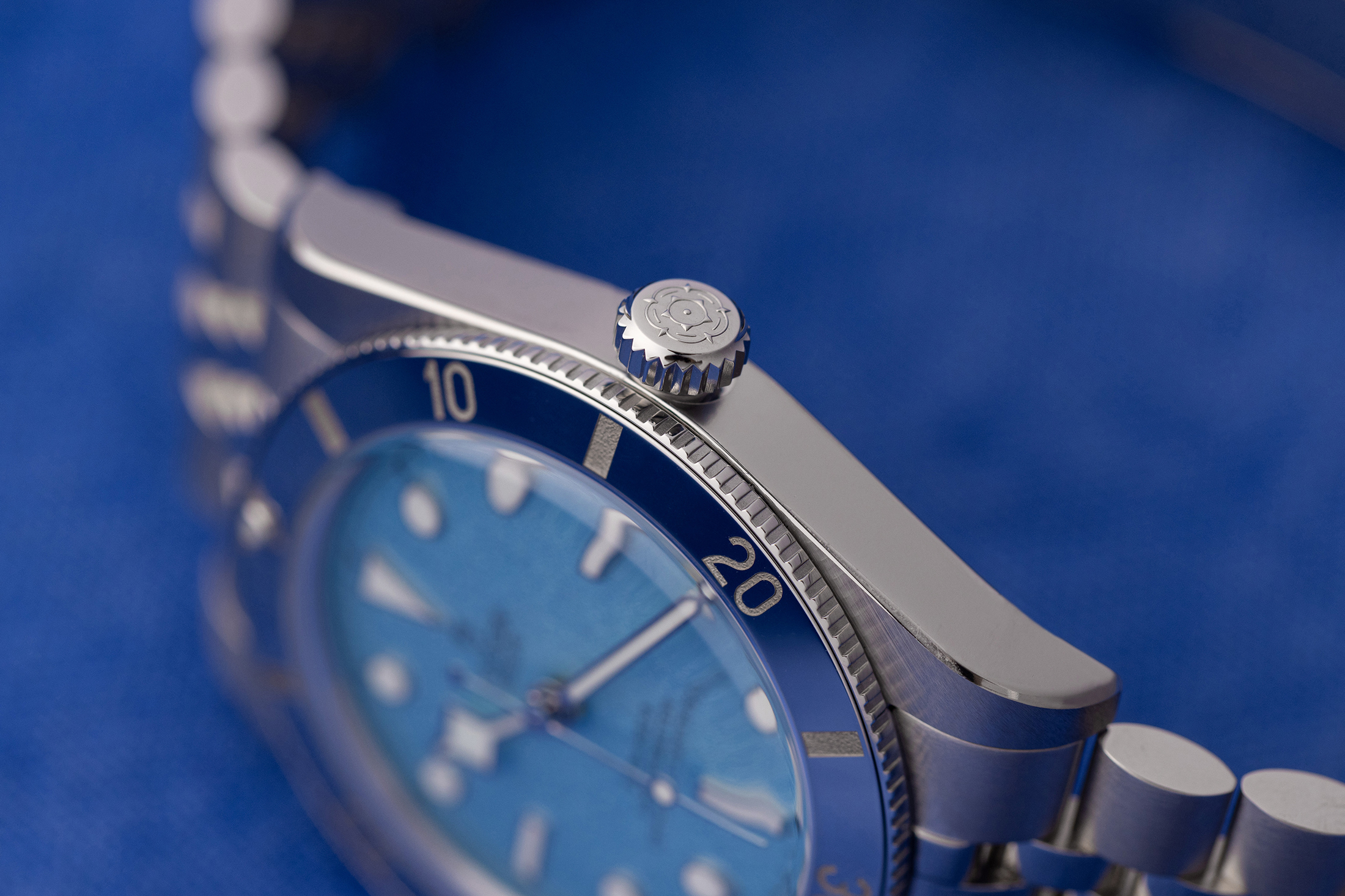 Tudor BB54 LB crown