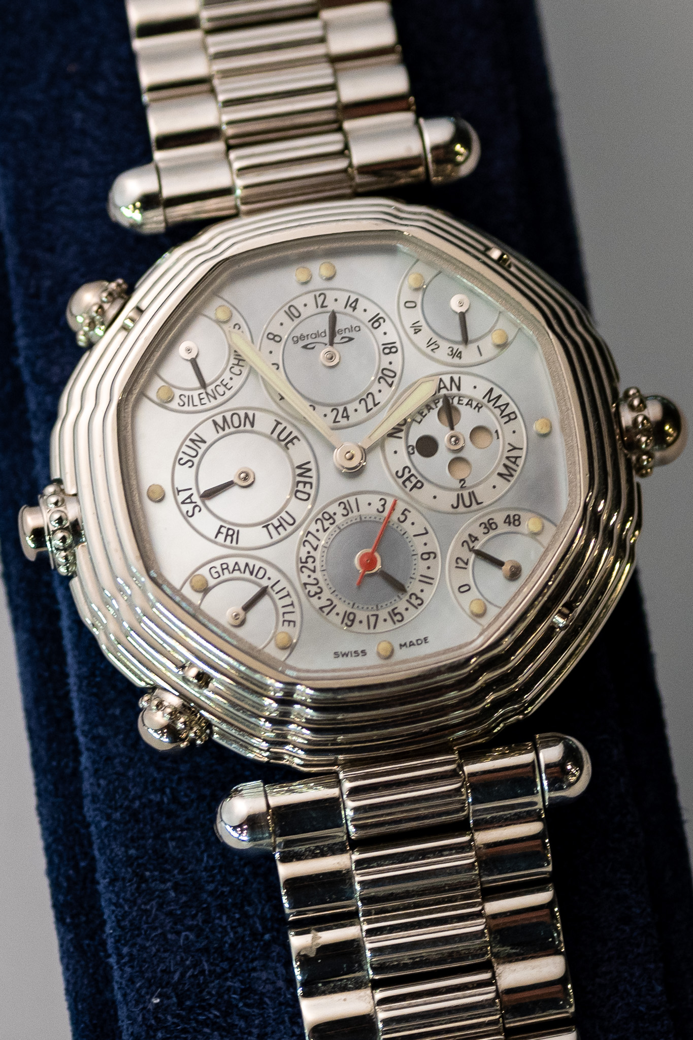 gerald genta ultra complication sonnerie