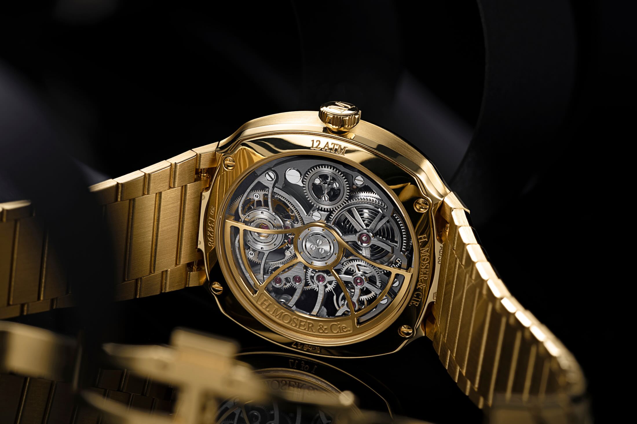 Moser Streamliner Skeleton Tourbillon YG Caseback