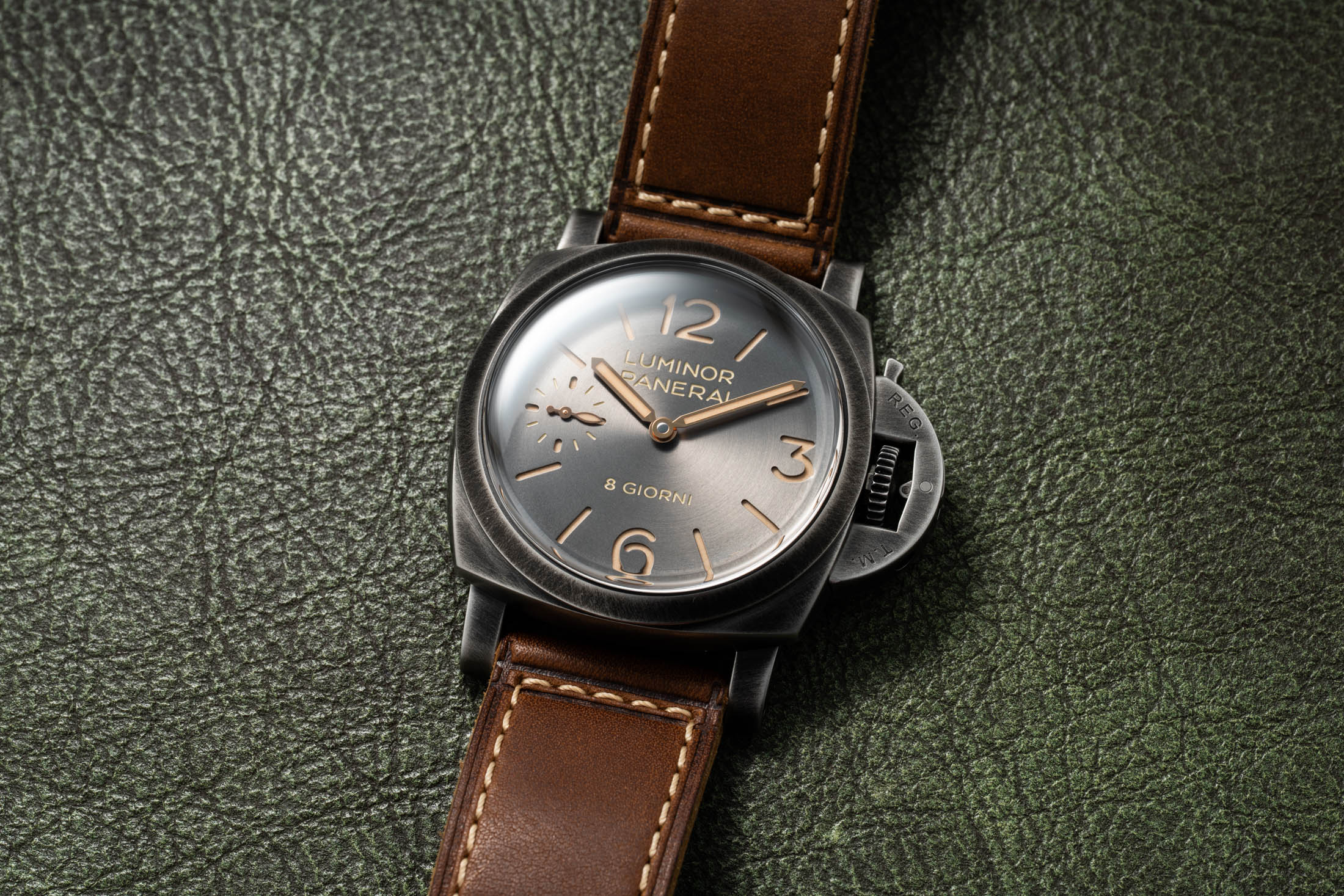 Hands-On: The Panerai Luminor 8 Giorni 'Brunito Steel' - Hodinkee
