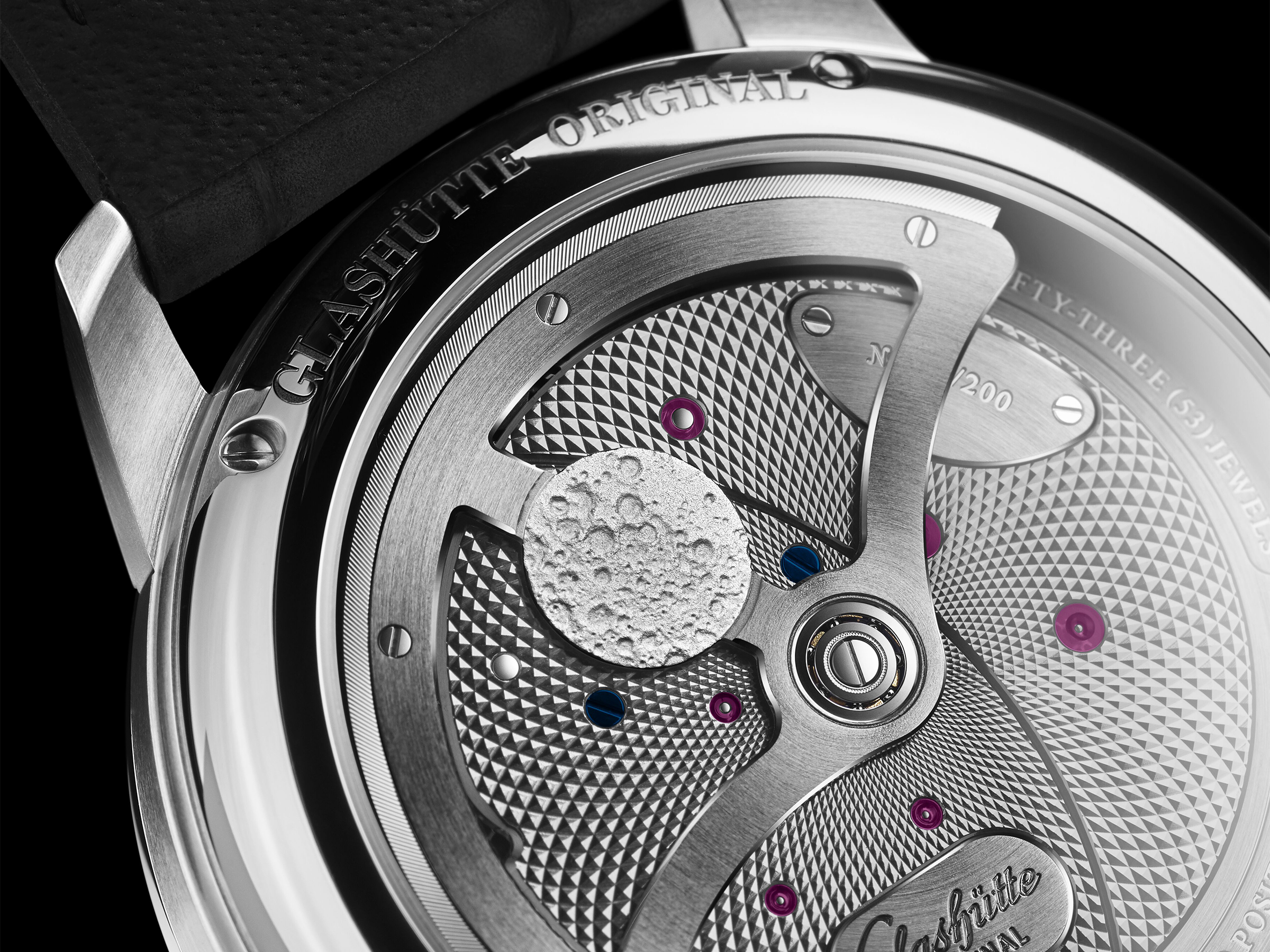 caseback closeup