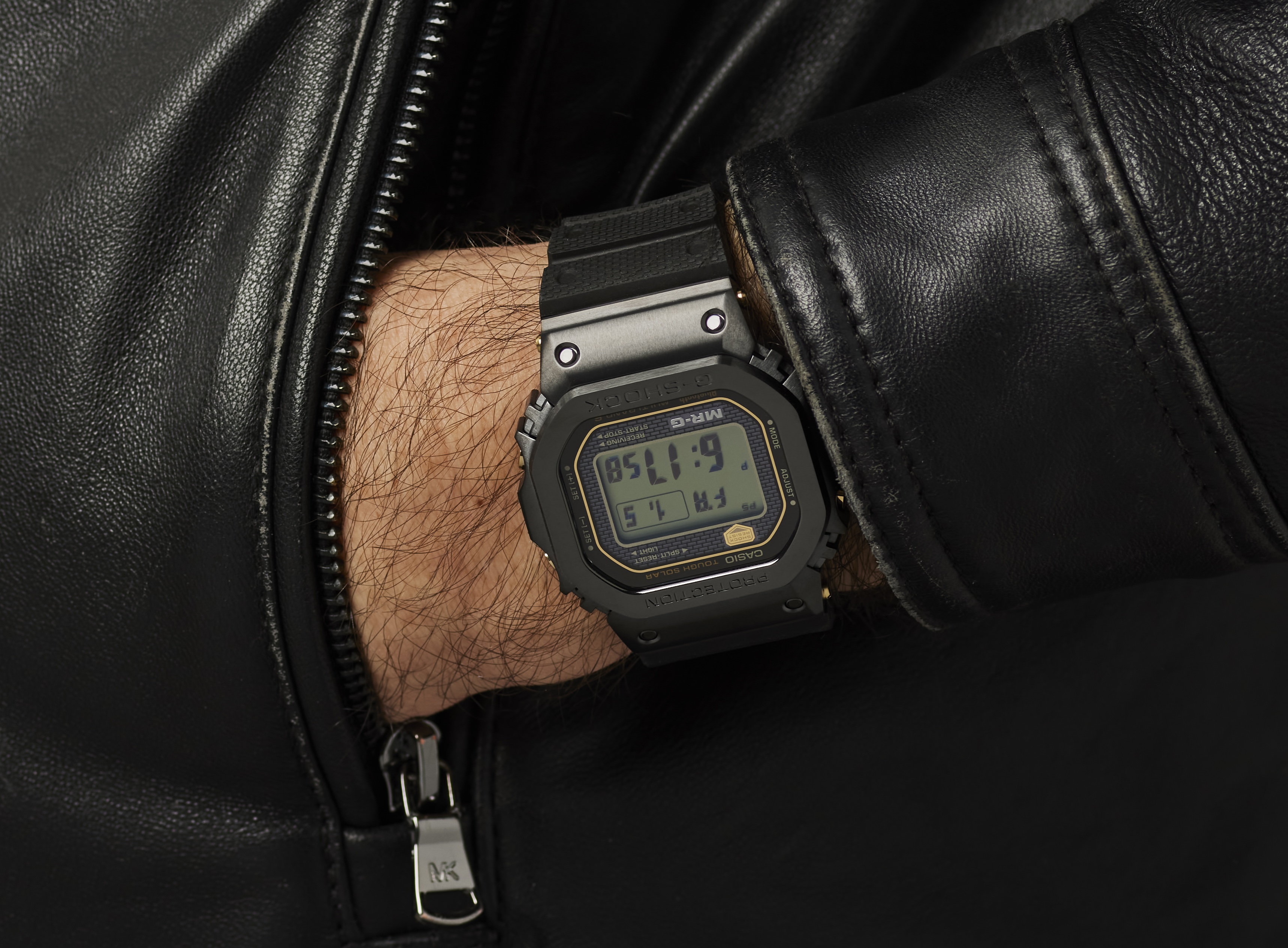 MRG 5000 on rubber strap