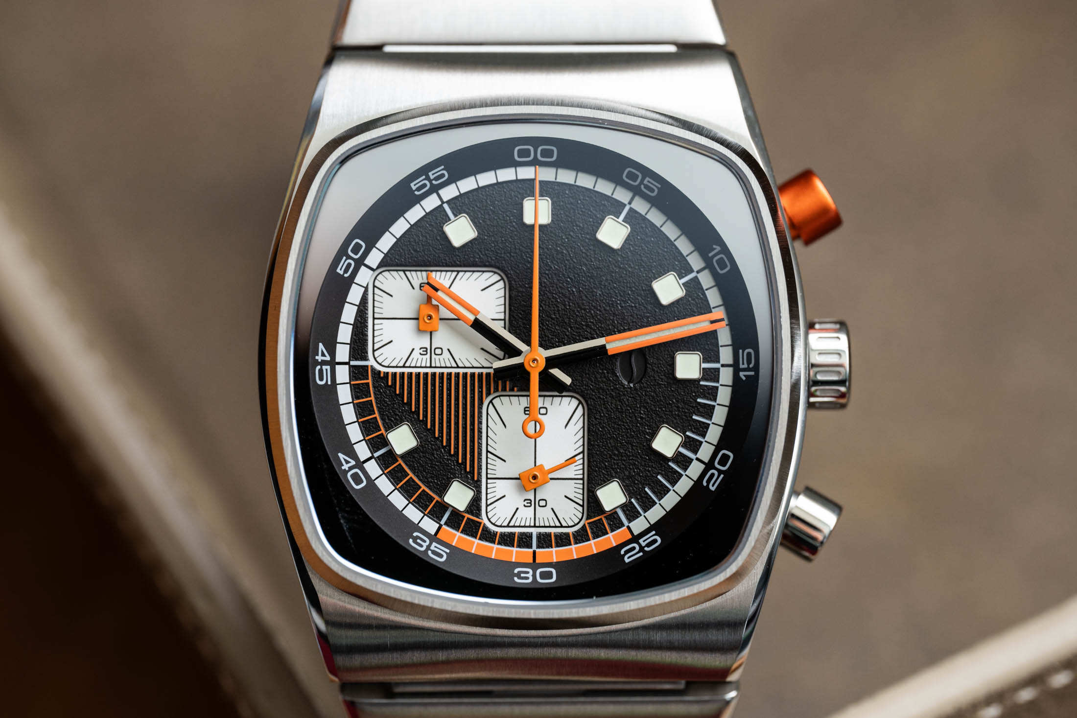 orange dial